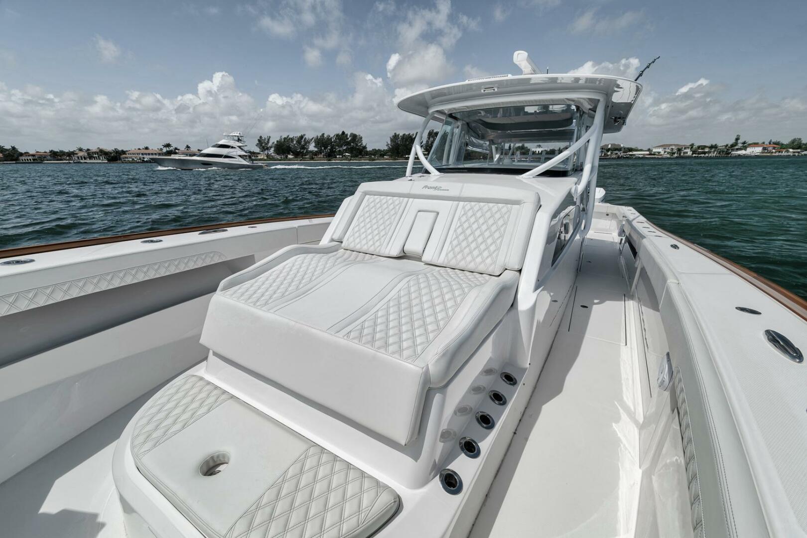 2024-front-runner-47-center-console-power-9751250-20250408125310134-1_XLARGE