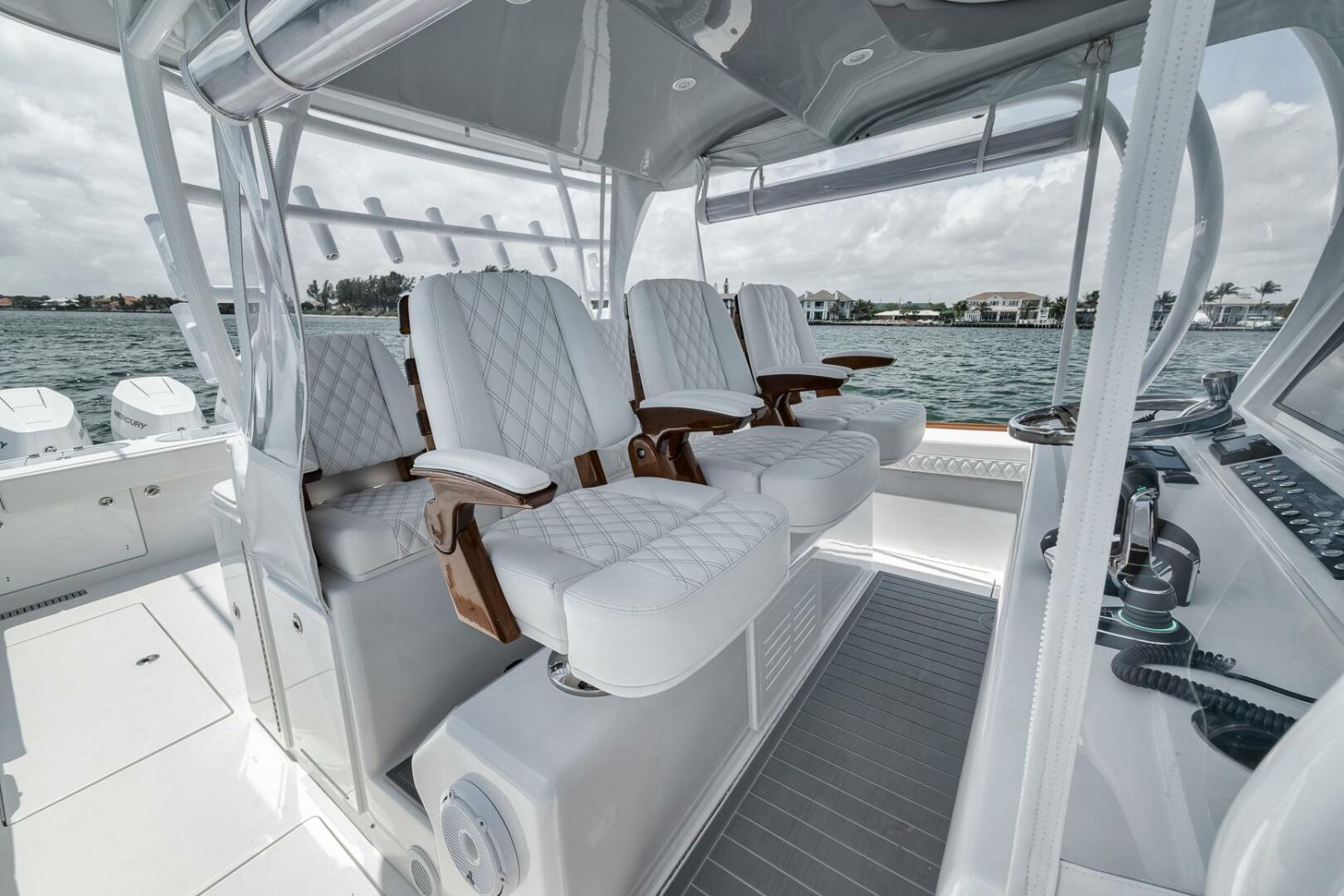 2024-front-runner-47-center-console-power-9751250-20250408125314190-1_XLARGE