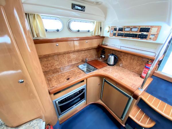 1999 Sealine S28