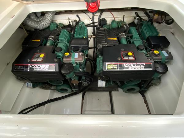 1999 Sealine S28