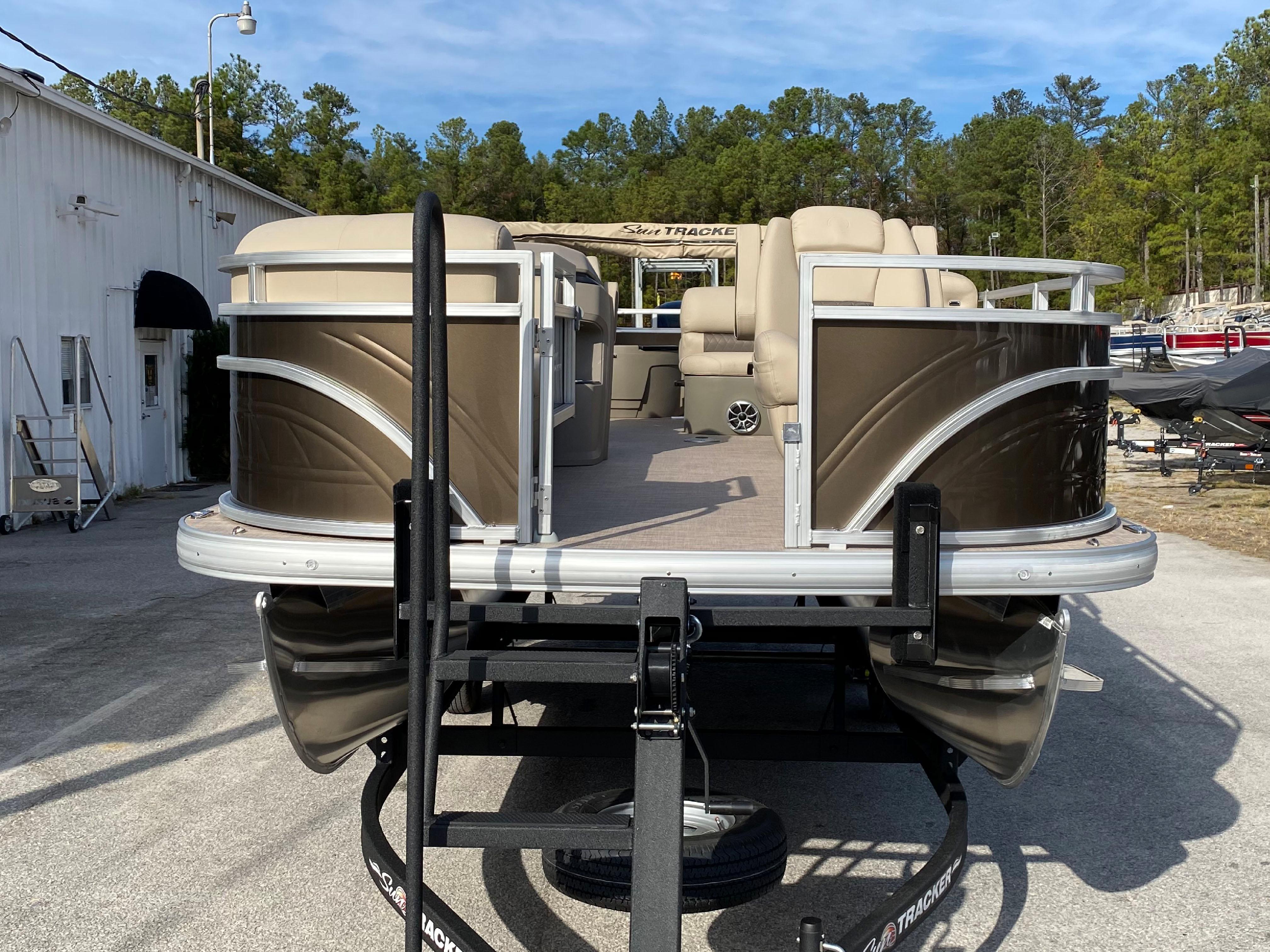 2024 Sun Tracker Sportfish™ 20 DLX