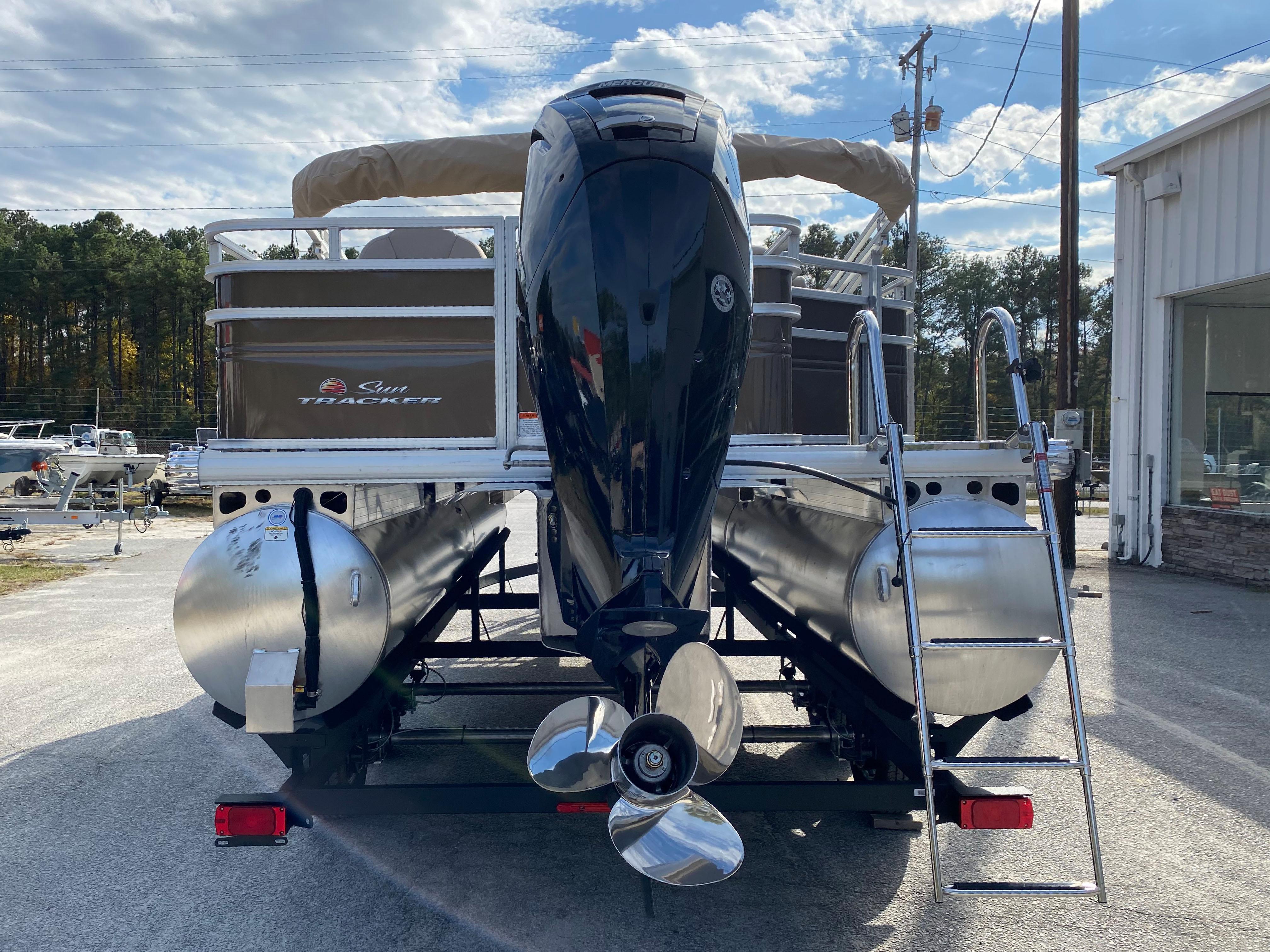 2024 Sun Tracker Sportfish™ 20 DLX