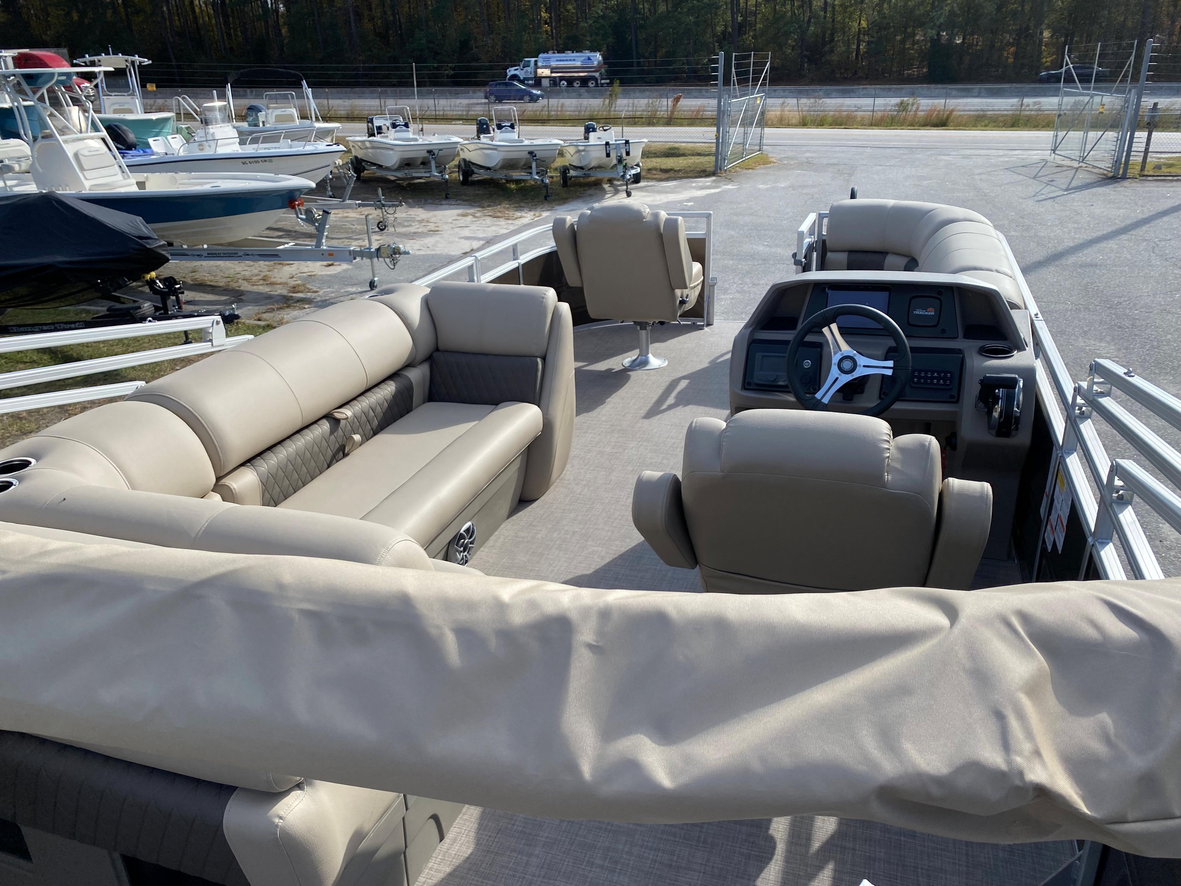 2024 Sun Tracker Sportfish™ 20 DLX