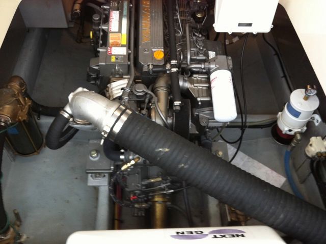 Clean and dry engine space and bilges