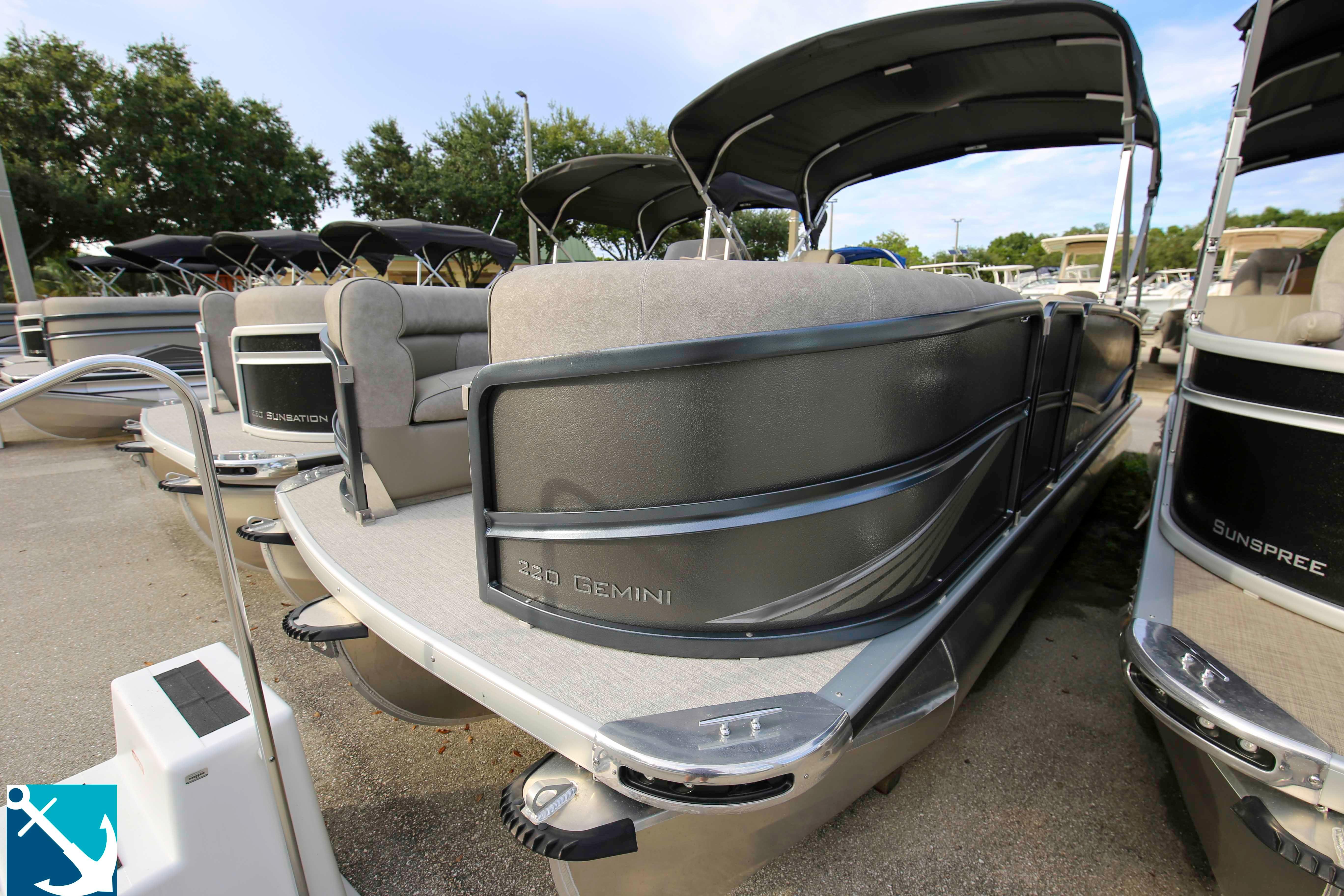 boat stone 700 specifications
