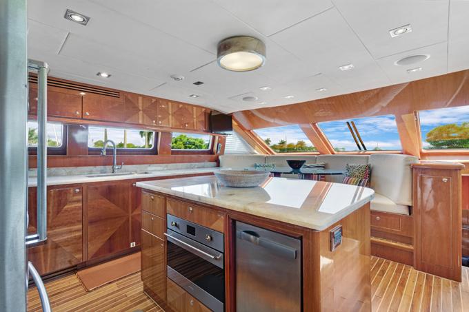 Hargrave-Capri Skylounge 2005 -FL-US-Galley to Port-9821272 | Thumbnail