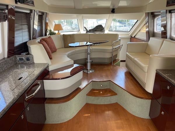 47' Sea Ray, Listing Number 100915223, - Photo No. 4