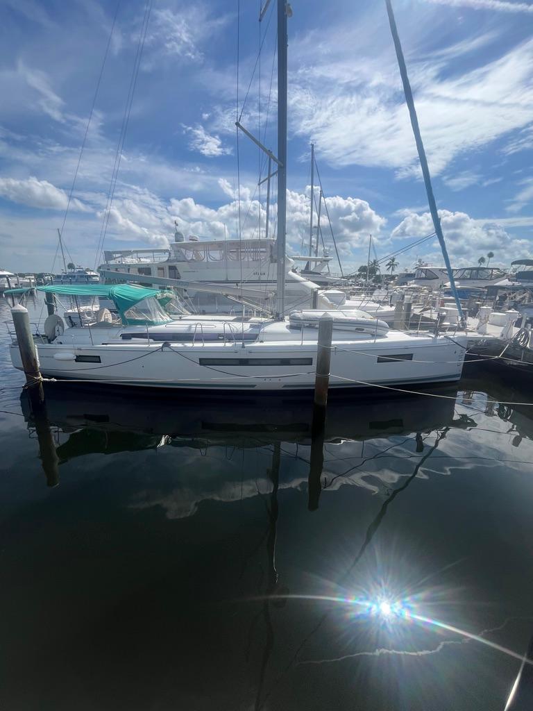 2019 JEANNEAU SUN ODYSSEY 490