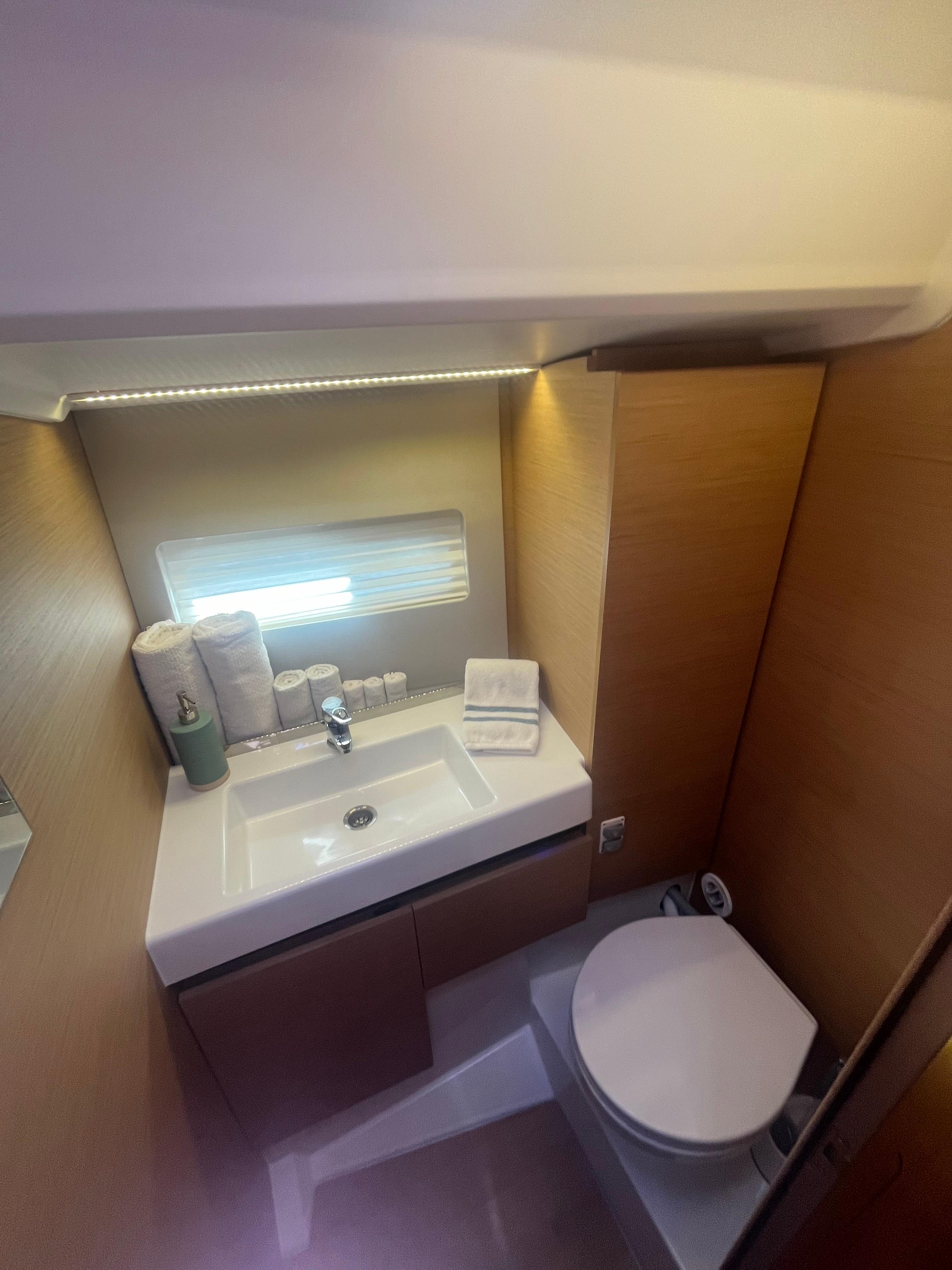 Jeanneau-Sun Odyssey 490 2019-AQUA FL-US-9541274 | Thumbnail