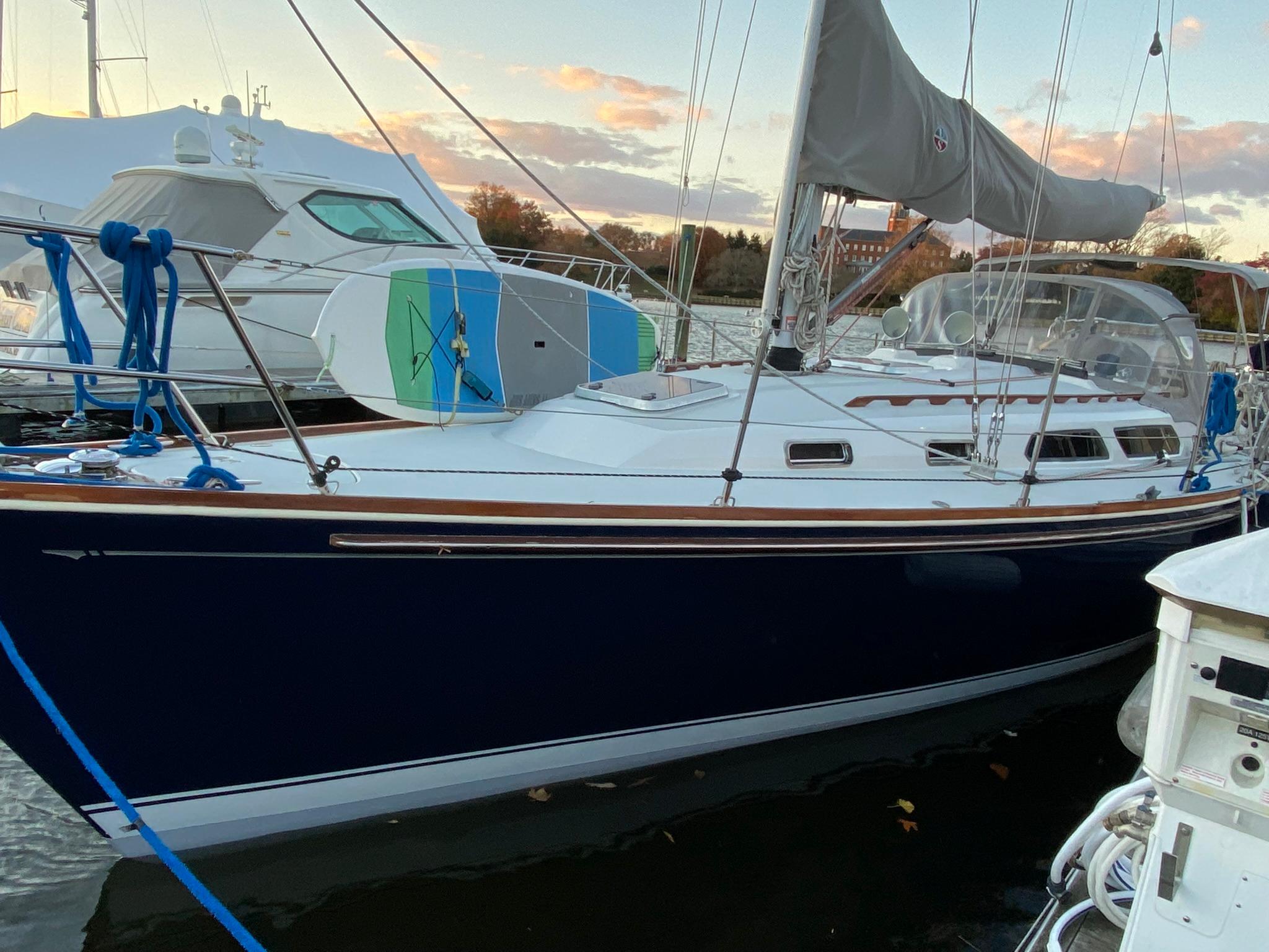 Whisper Yacht Brokers Of Annapolis