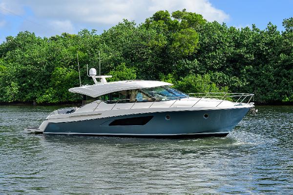 Tiara 50 MATE - Starboard Profile On Water