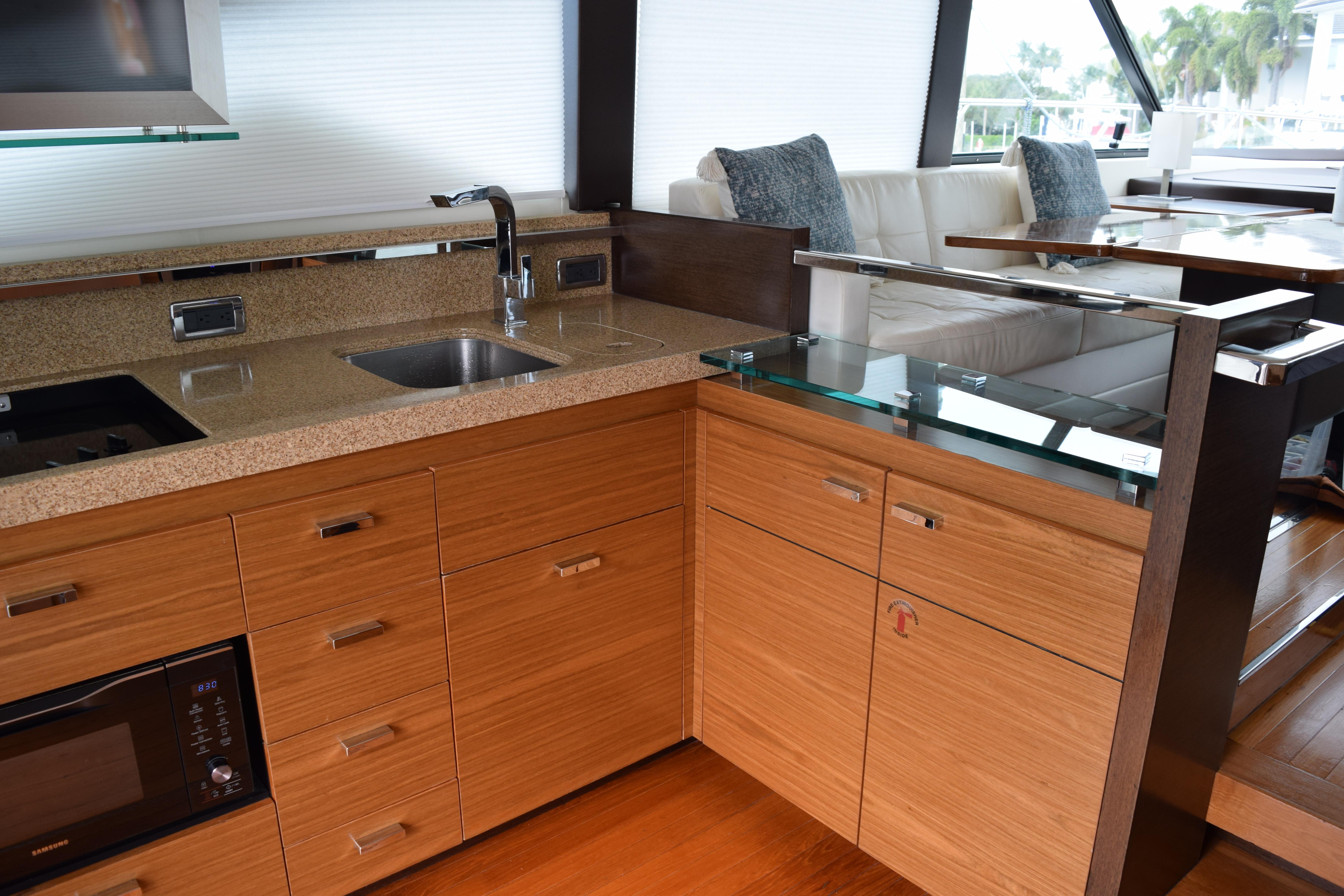Tiara 50 MATE - Galley Drawers & Counters