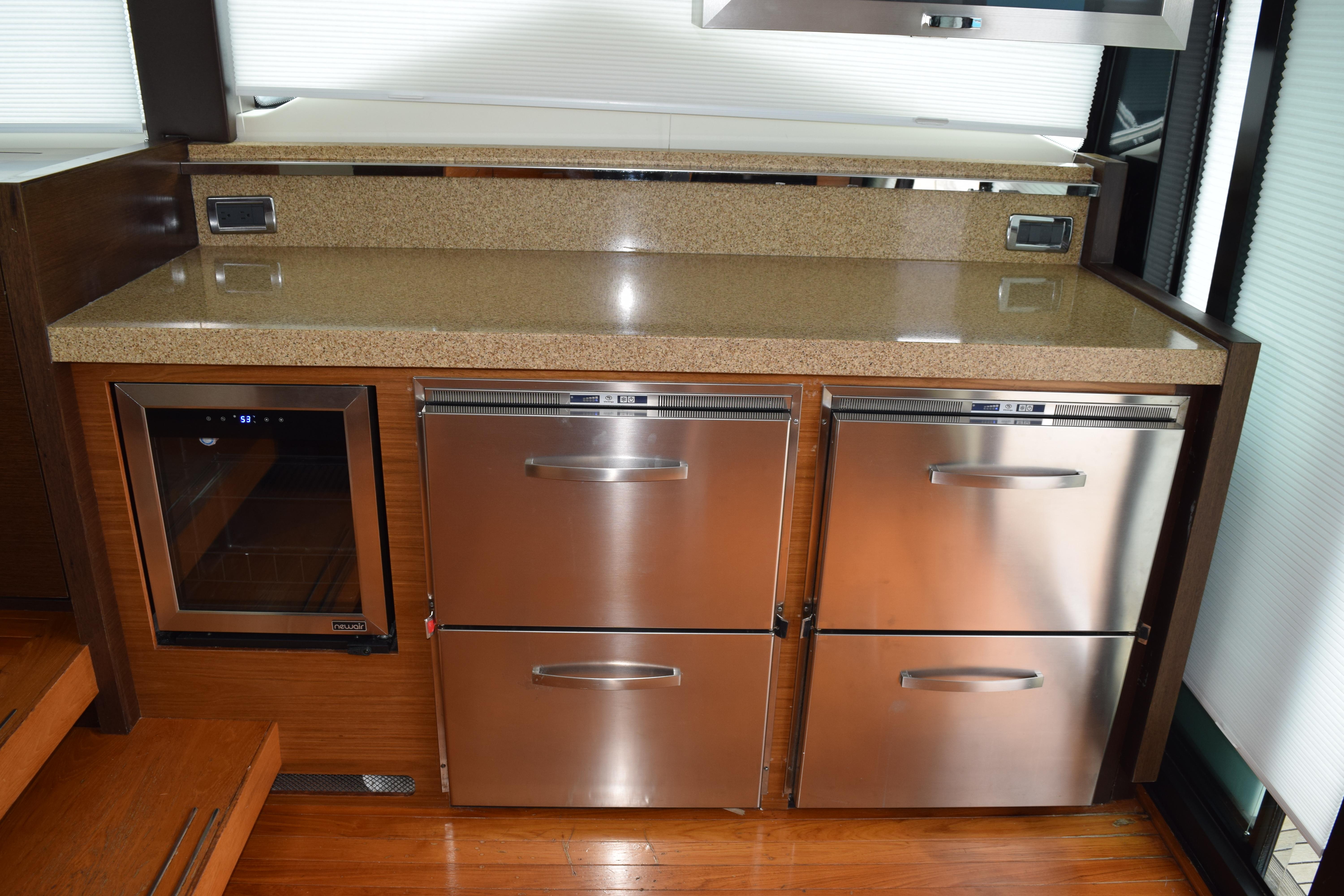 Tiara 50 MATE - Galley  Refrigeration & Freezer Drawers