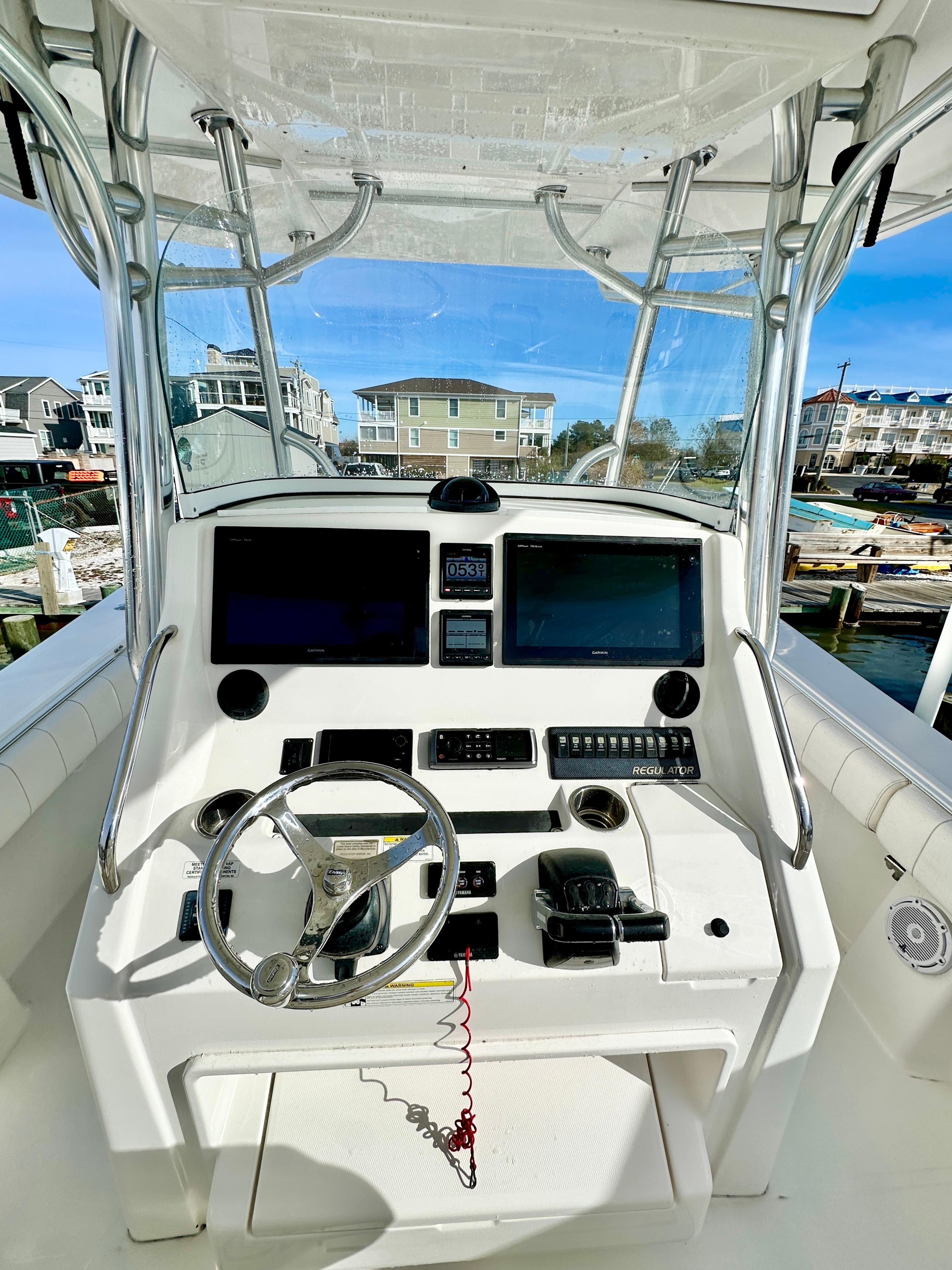 2015 Regulator 34 - Image 8