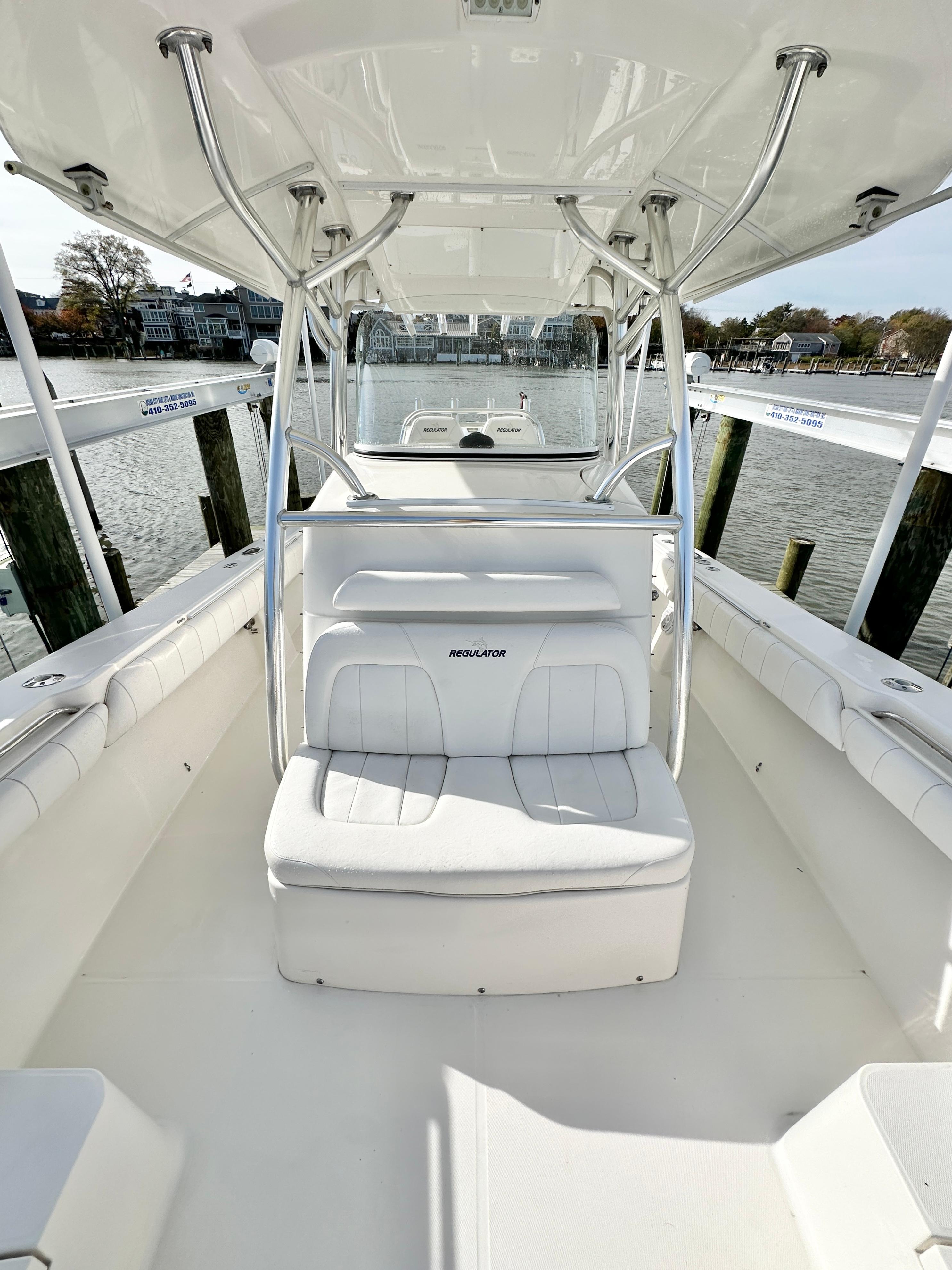 2015 Regulator 34 - Image 9