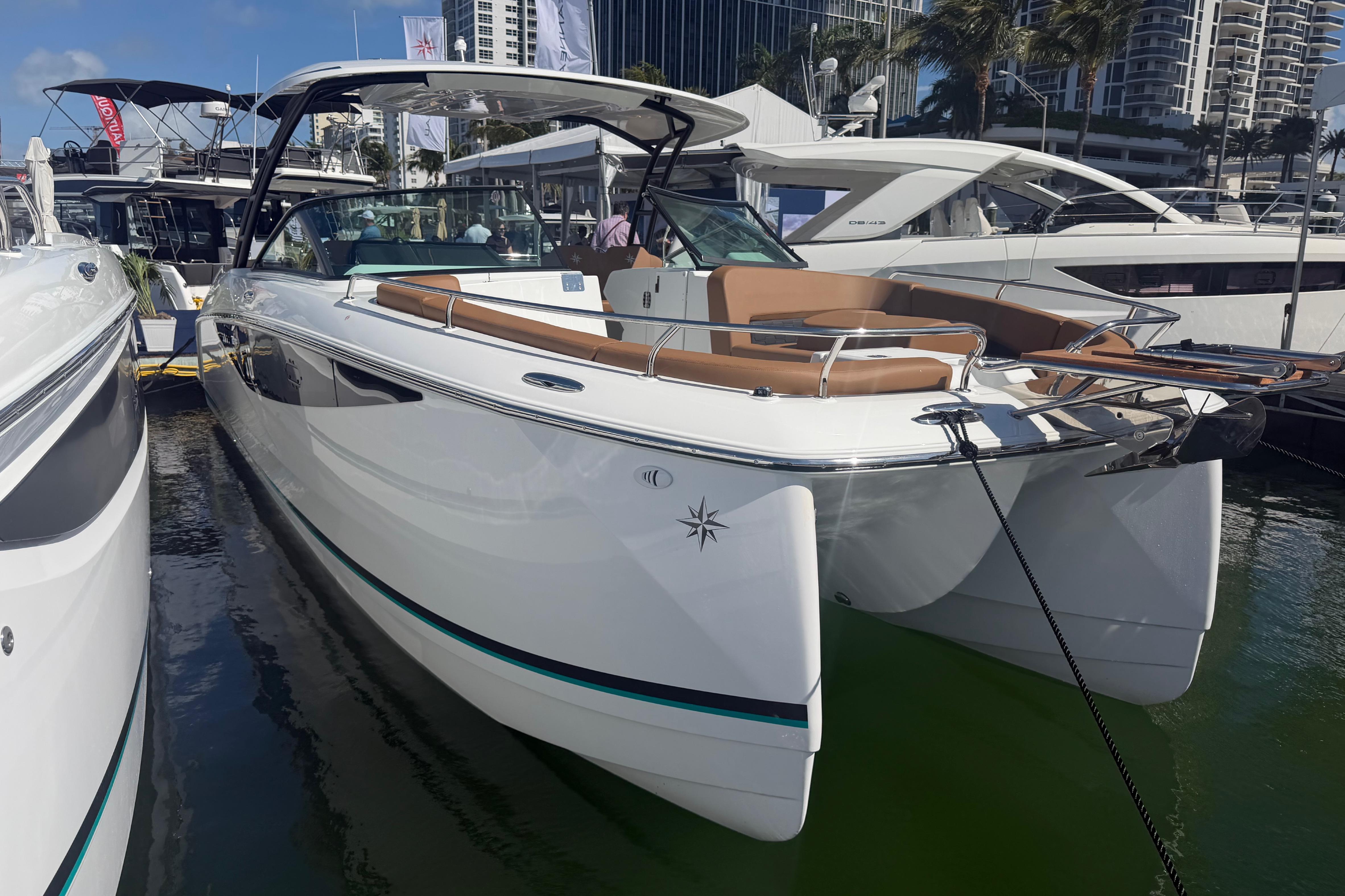 2026 Jeanneau TH33-2