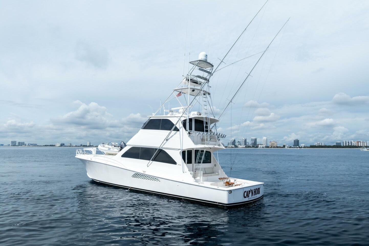 2006 Viking 68 