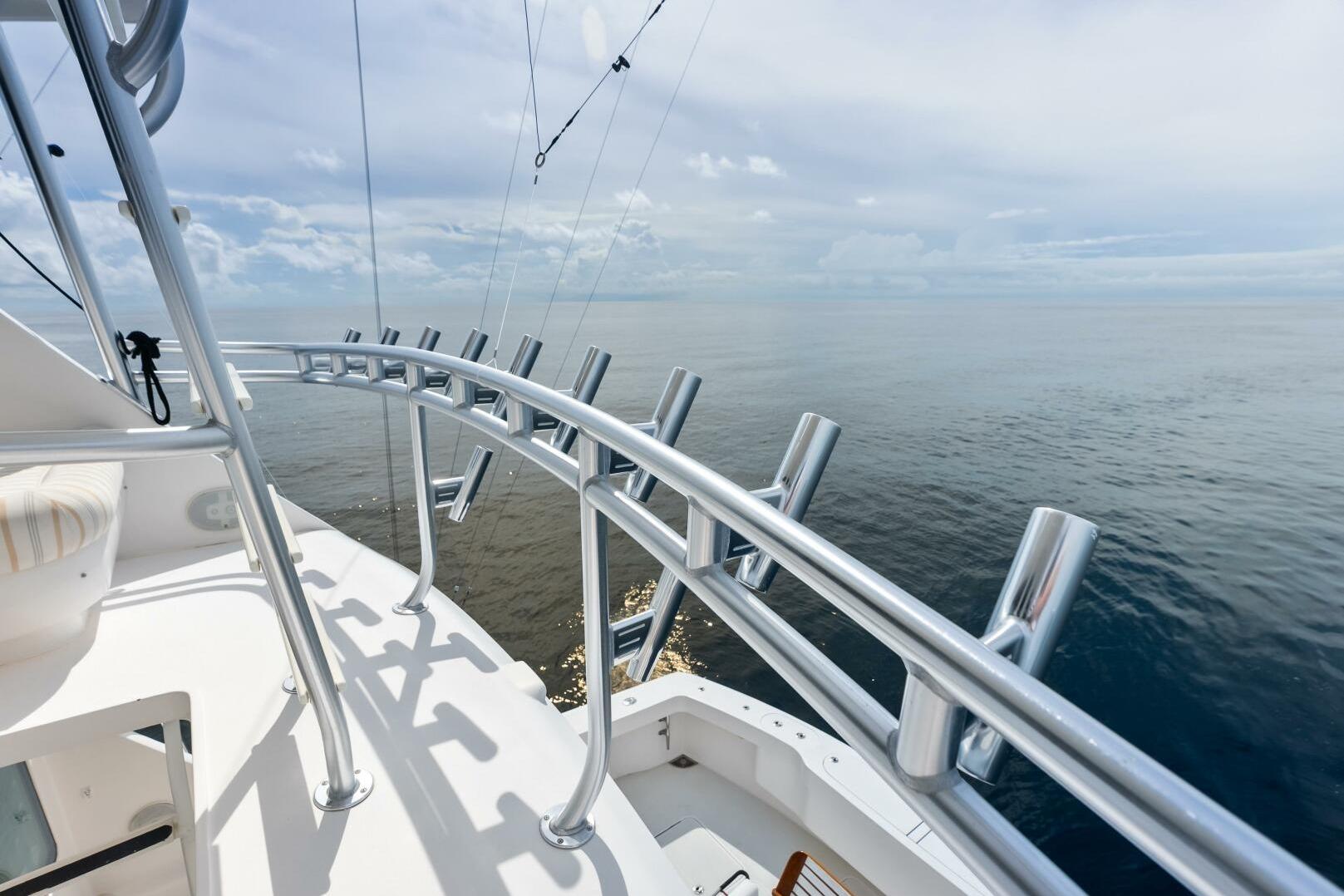 2006 Viking 68 