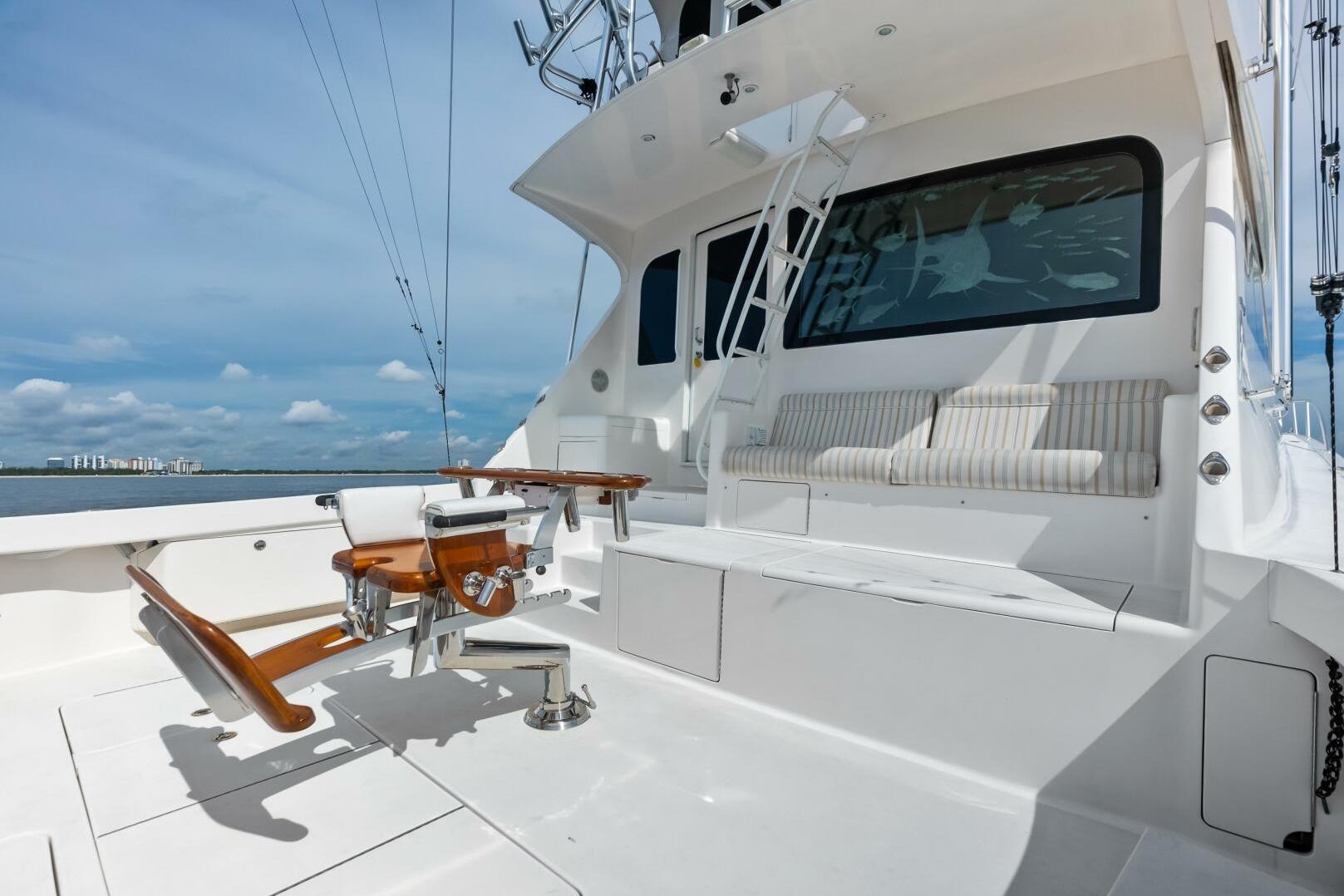 2006 Viking 68 