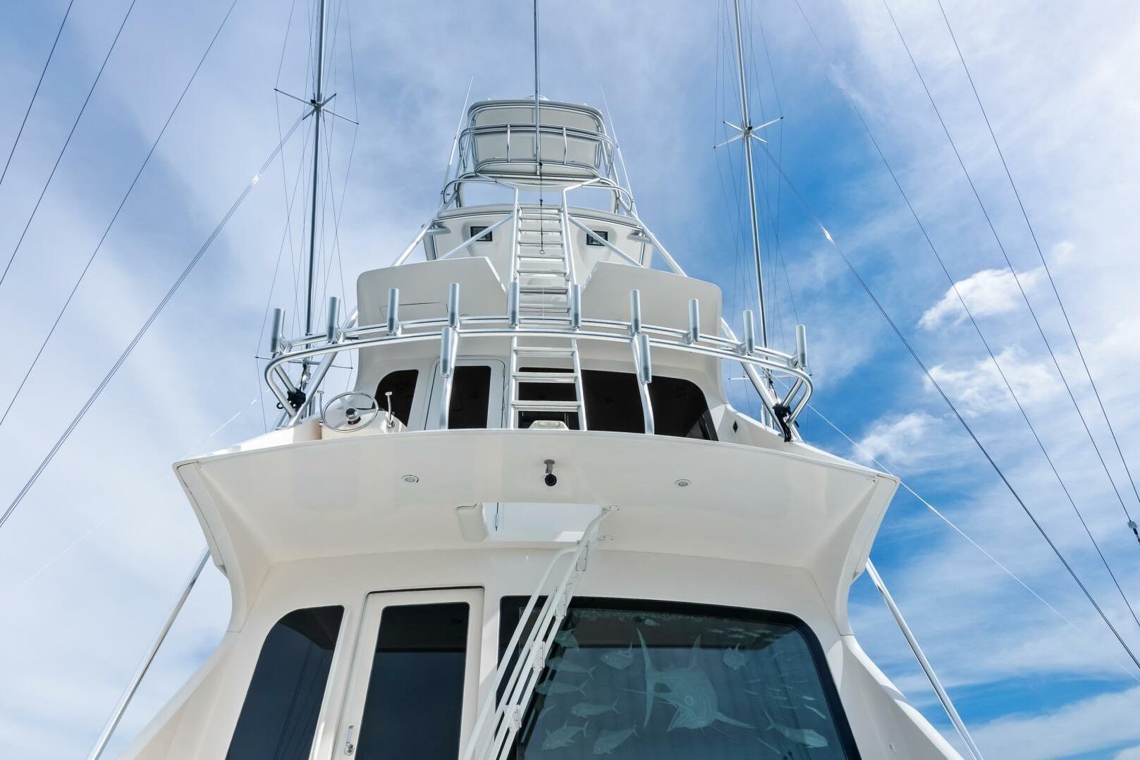 2006 Viking 68 