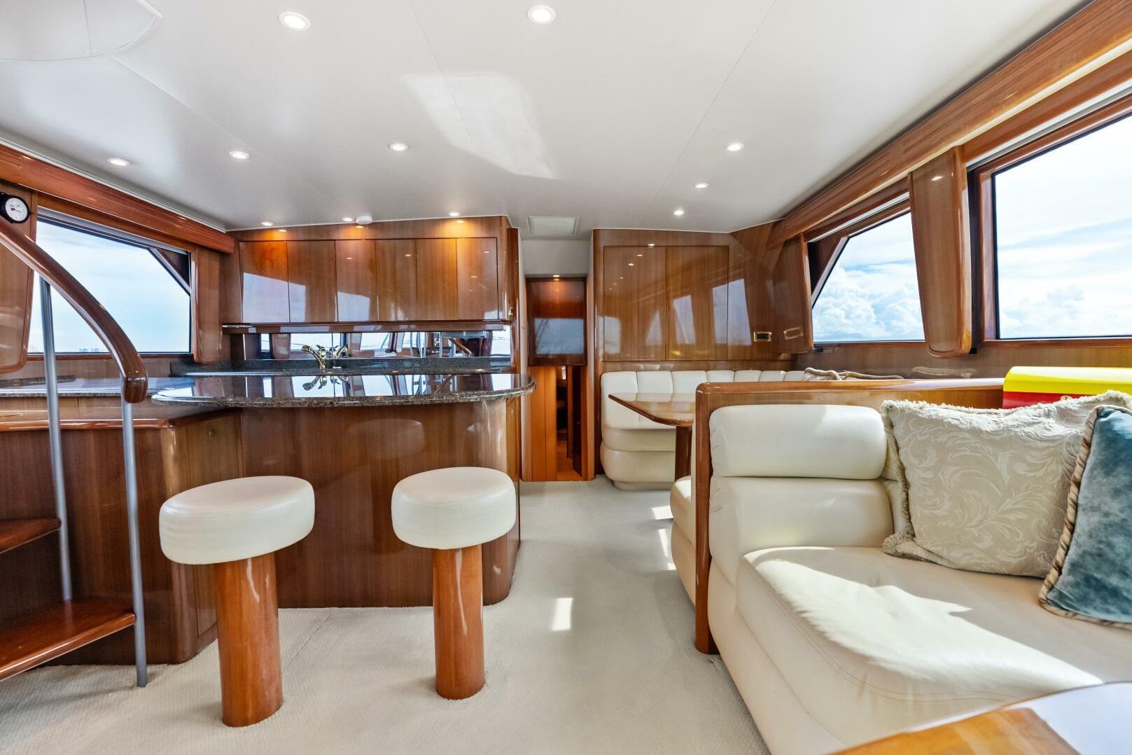 2006 Viking 68 