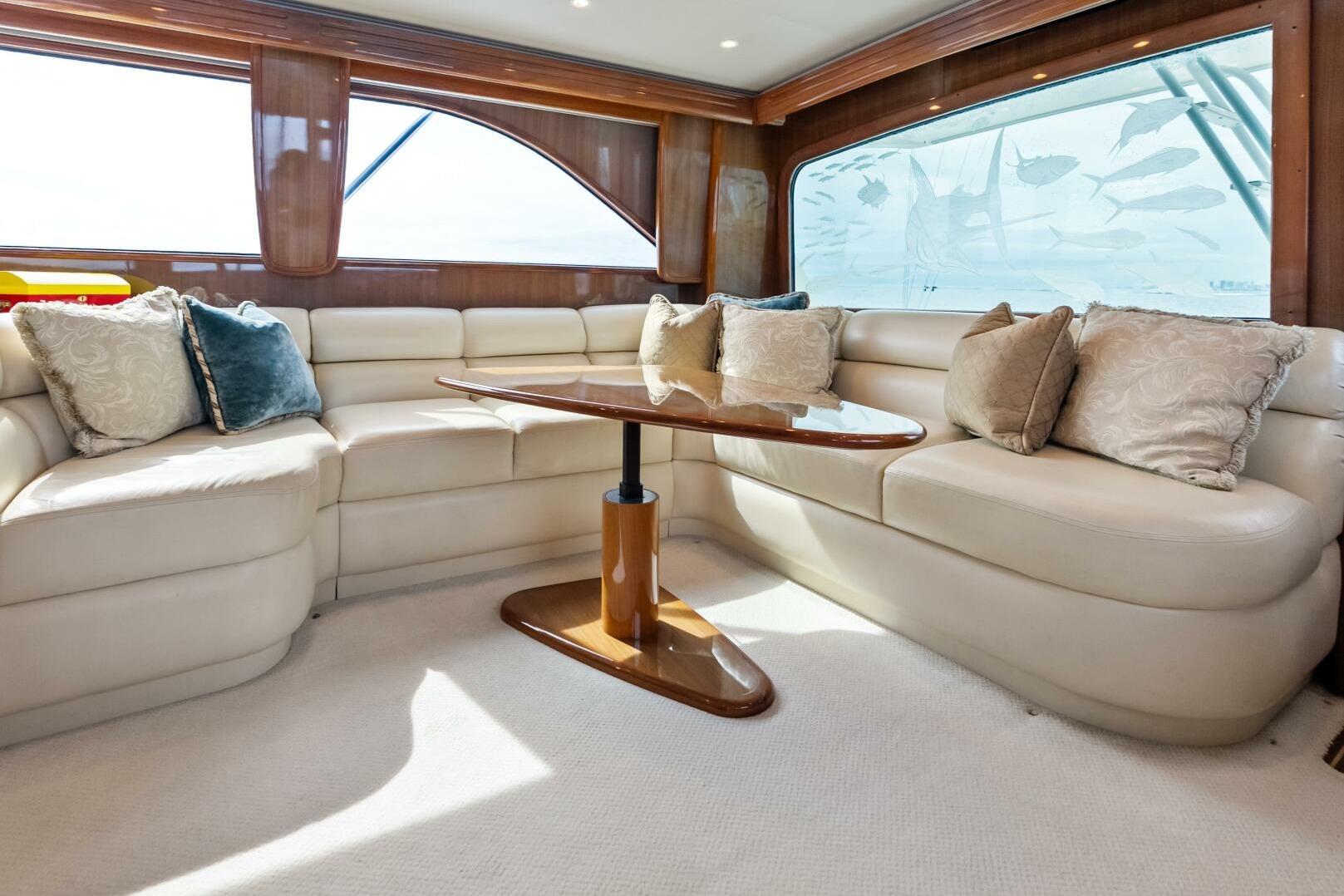 2006 Viking 68 