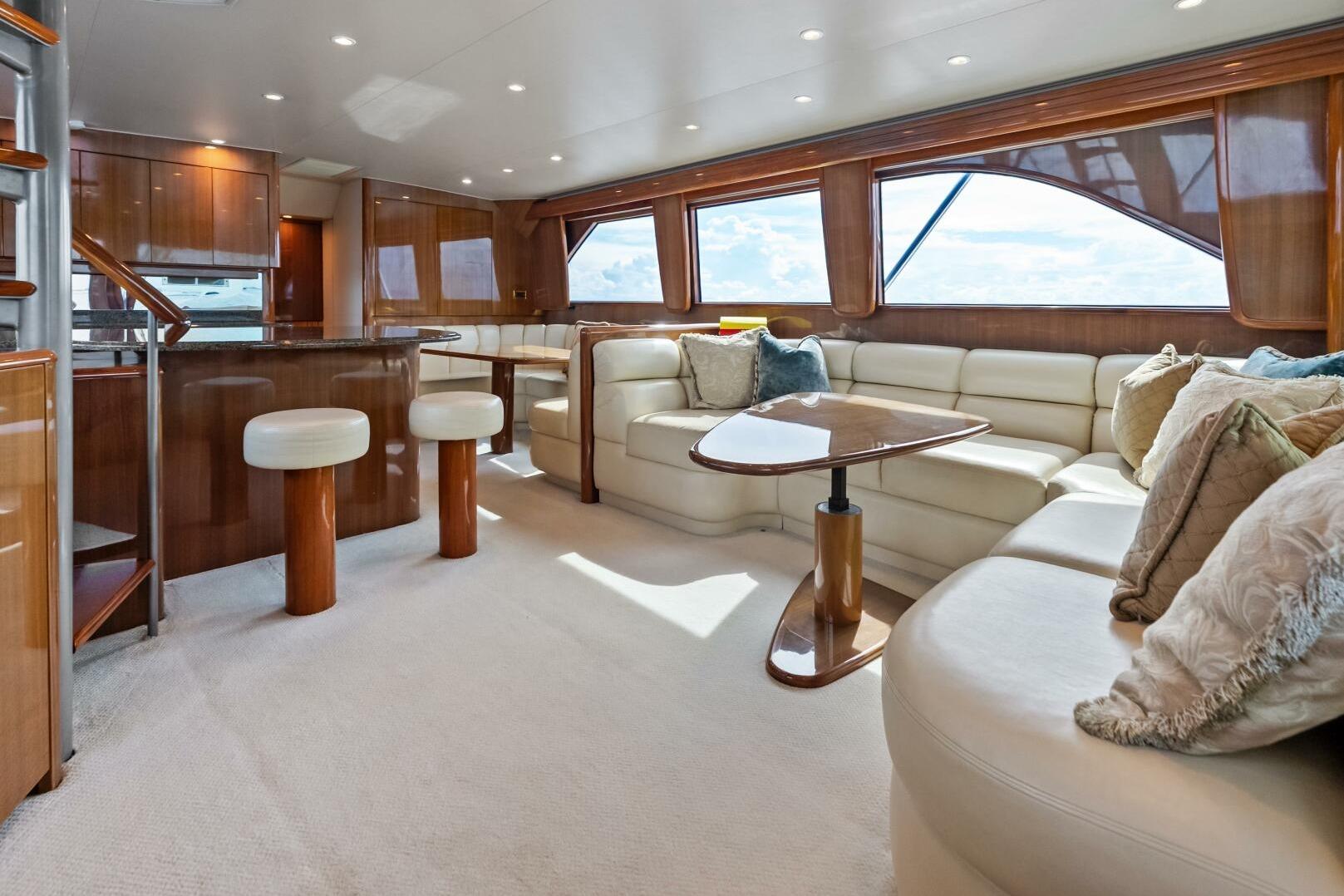 2006 Viking 68 
