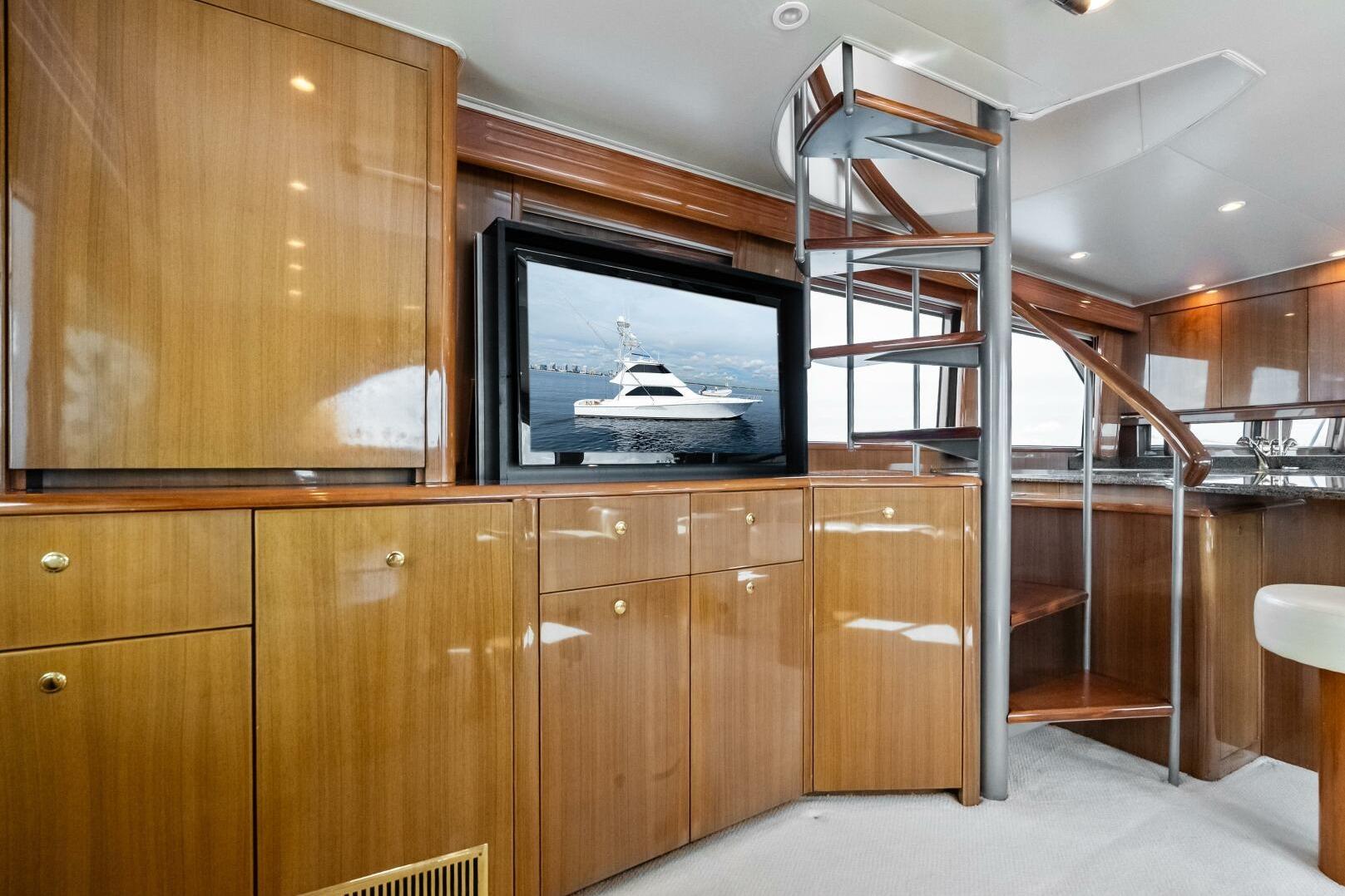 2006 Viking 68 