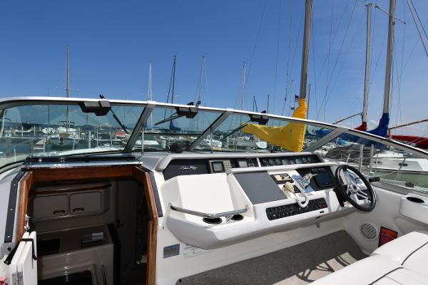 33' Sea Ray, Listing Number 100875614, - Photo No. 8
