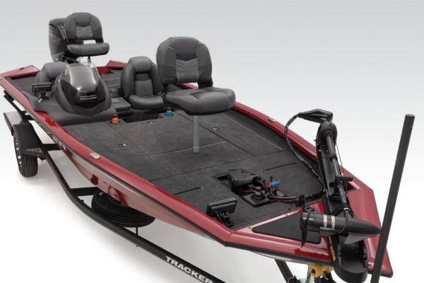 2022 Tracker Boats boat for sale, model of the boat is Pro Team™ 190 TX Tournament Ed. & Image # 24 of 34