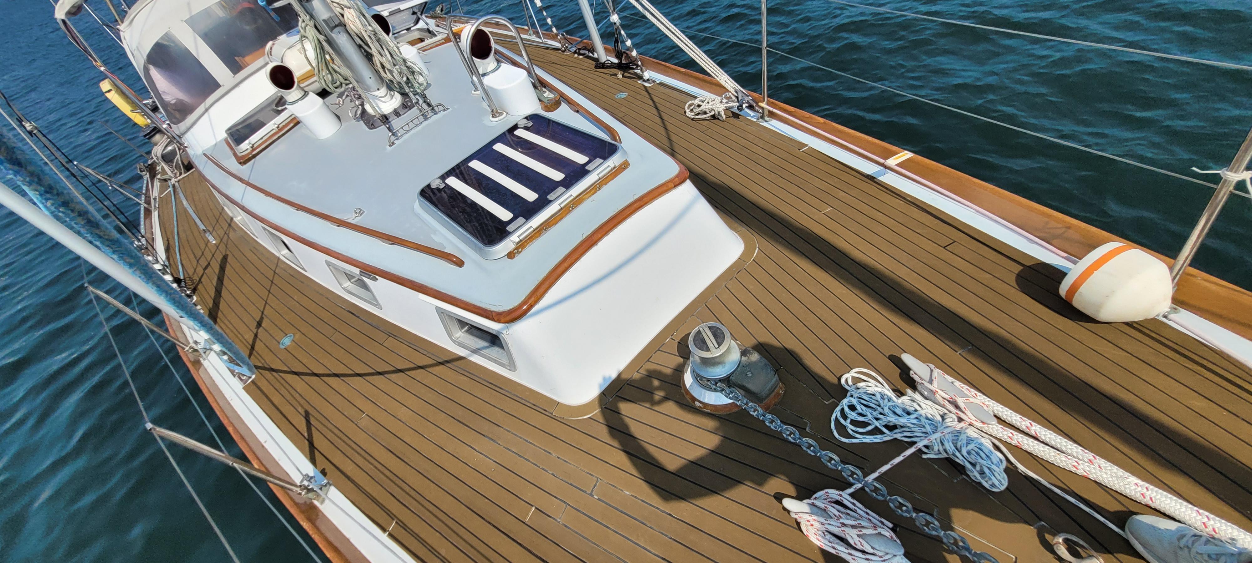 Newport RI Yacht Brokerage