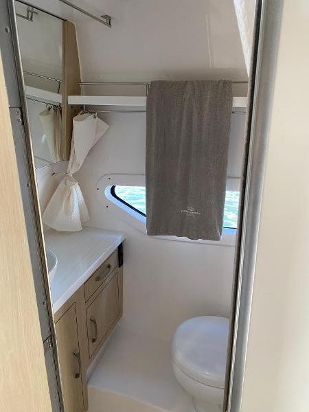 Regal-33 Express 2023 -MI-US-9761323 | Thumbnail
