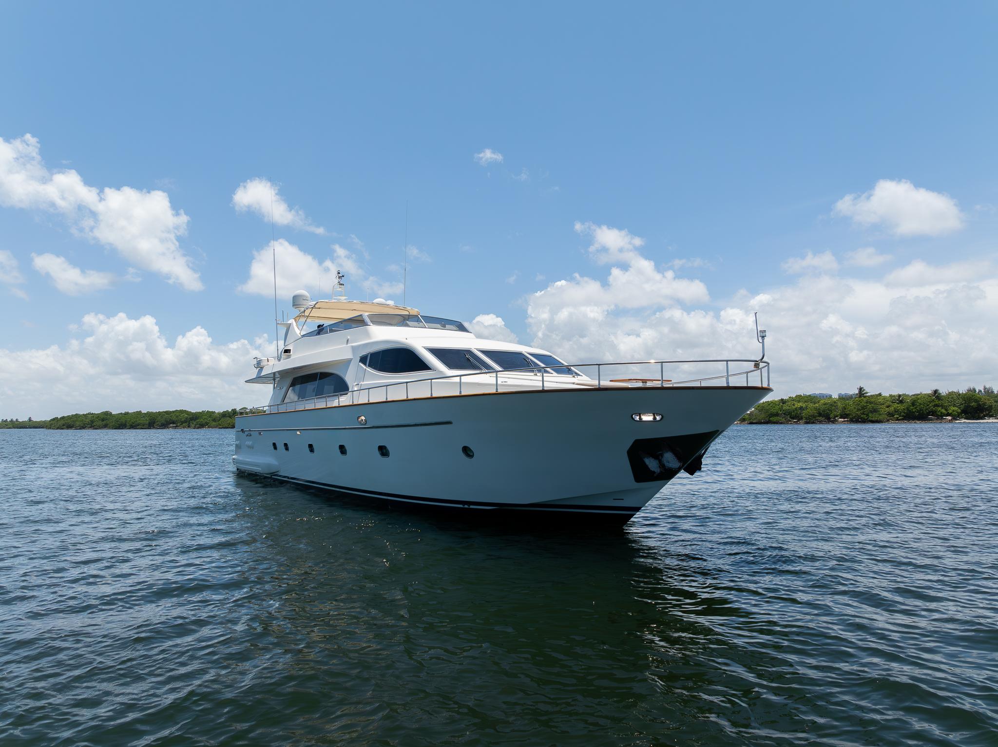 UAI Falcon 86 2003 for sale in Sunny Isles Beach FL