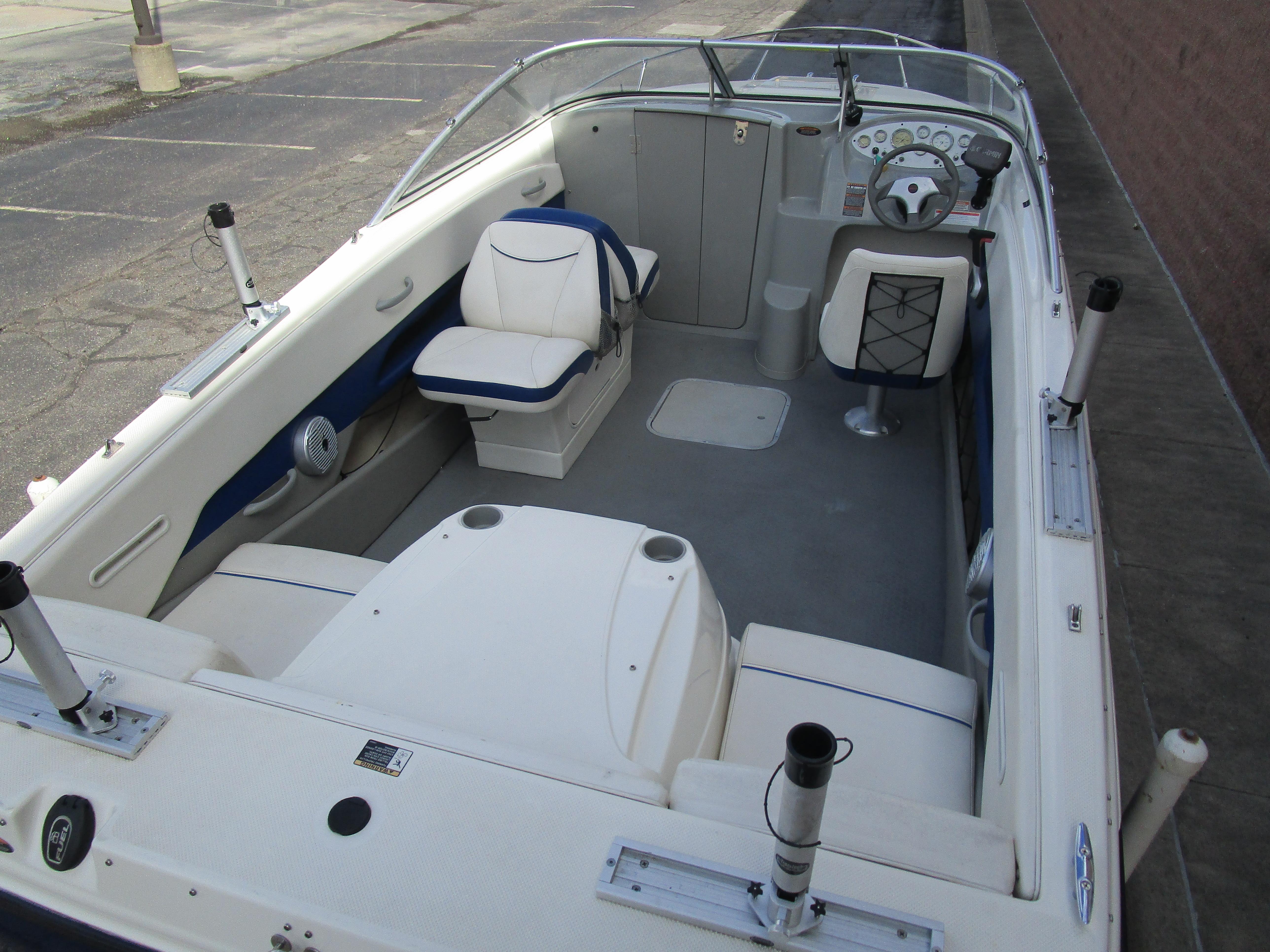 2008 Bayliner Discovery 210 Gallery
