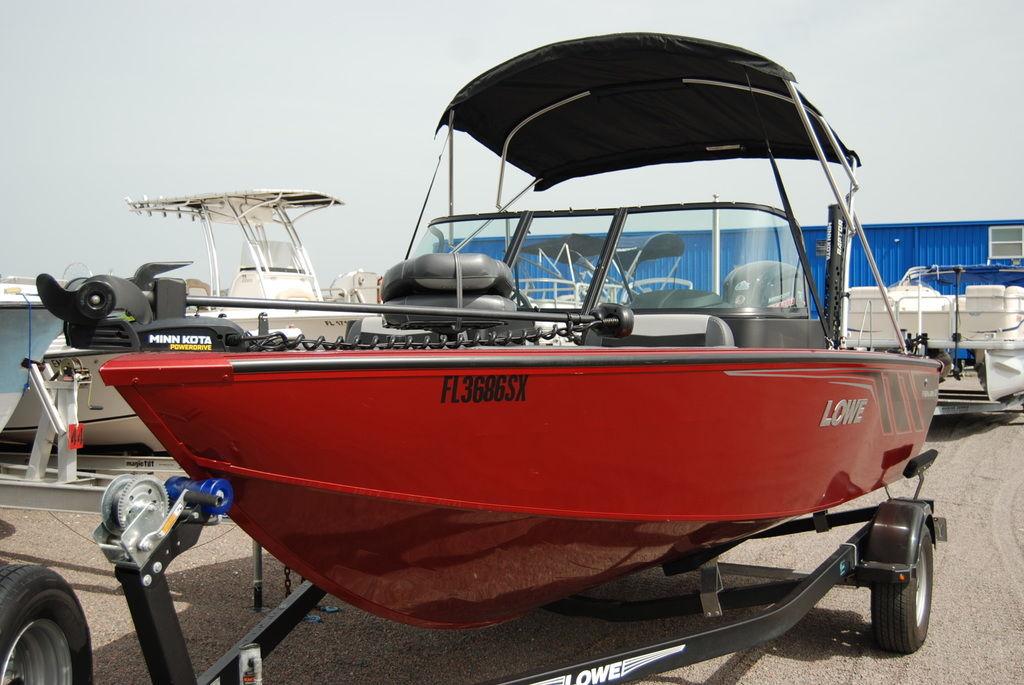 boat-inventory-lake-placid-fl-boater-s-world-marine-centers