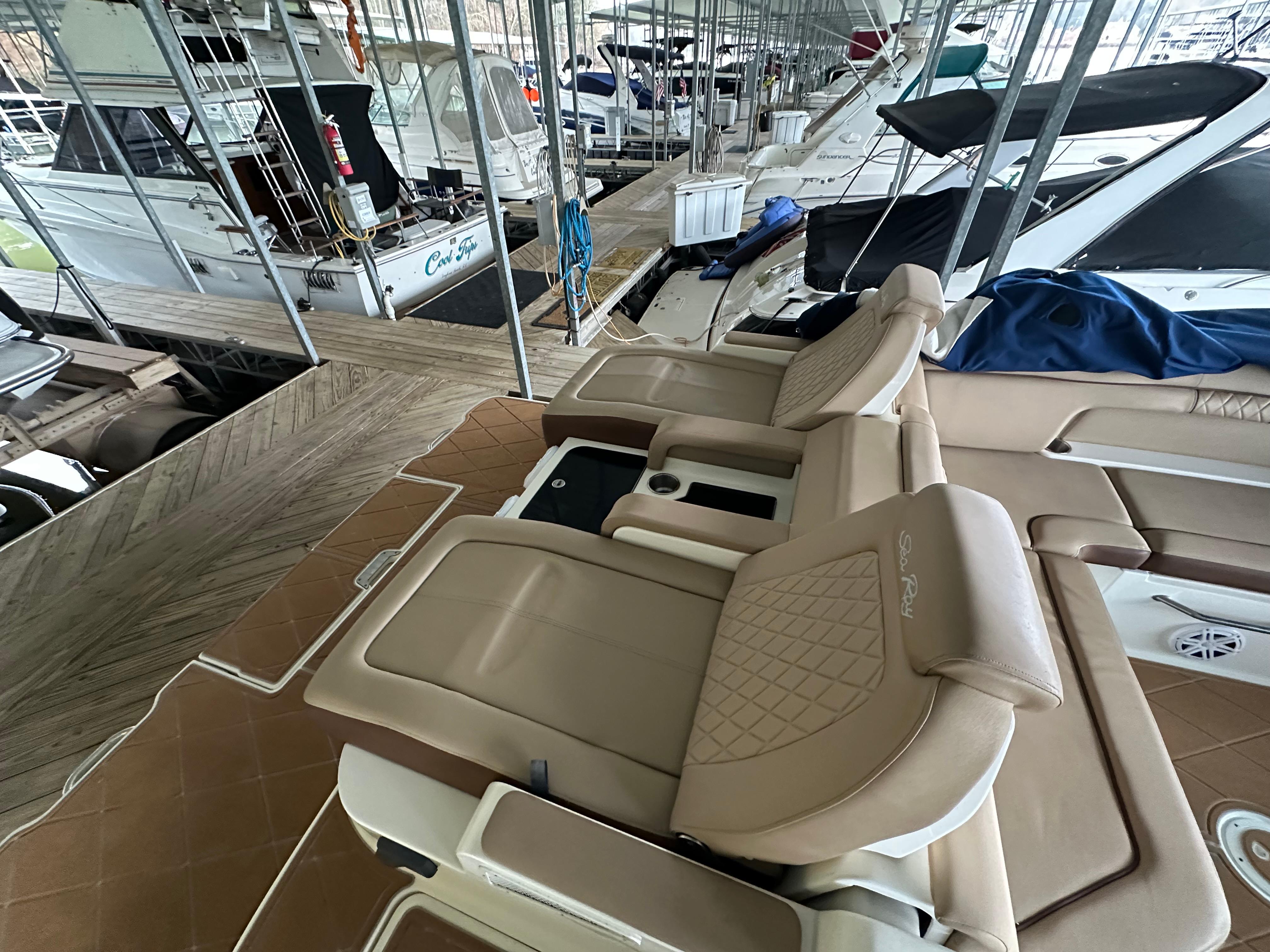 2016-sea-ray-sdx-290-power-9681303-20250212174118779-1_XLARGE