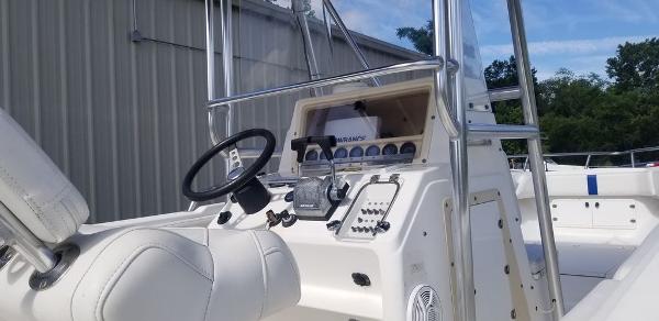 2000 Fountain boat for sale, model of the boat is 29 CC & Image # 6 of 15