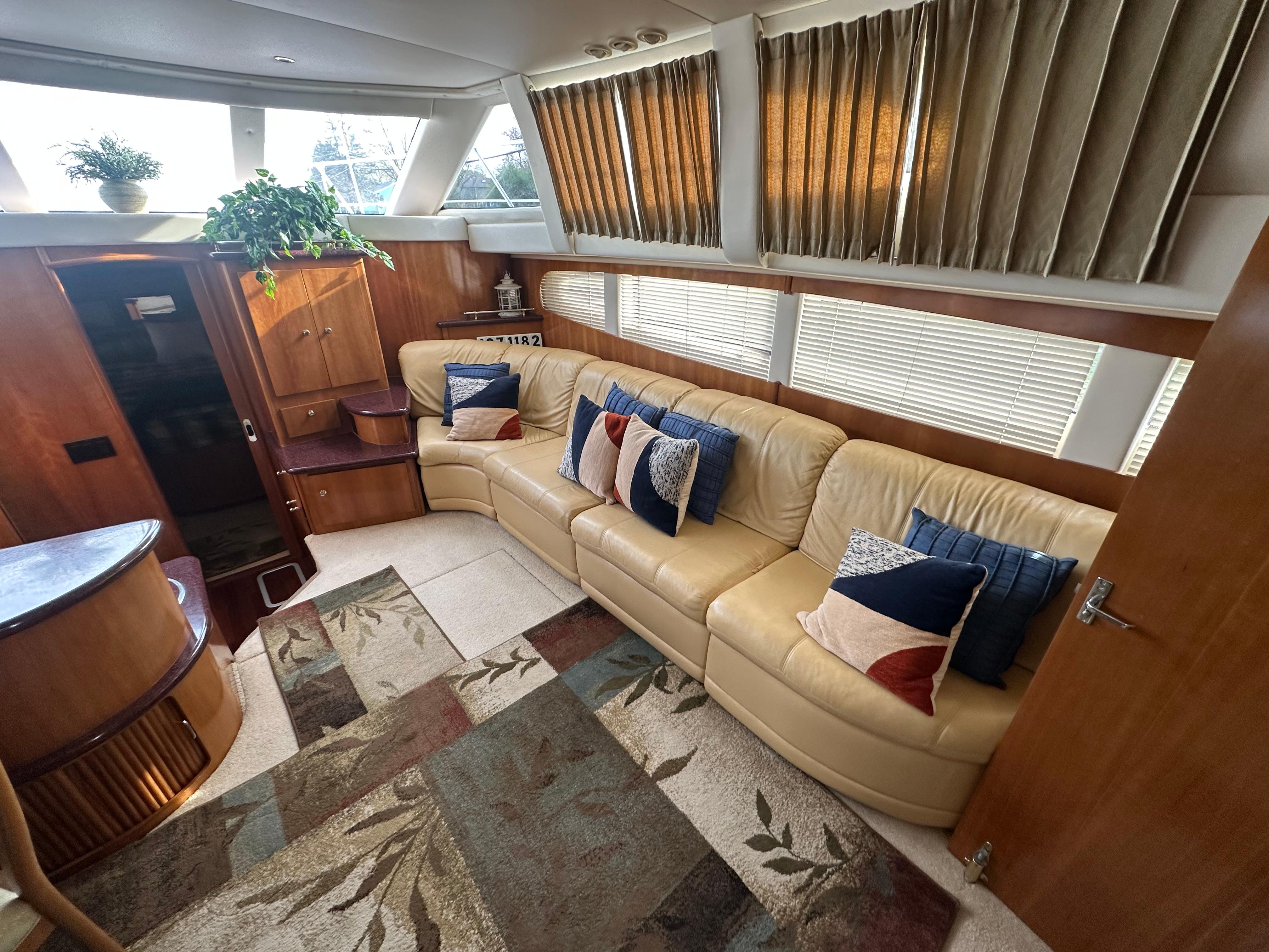 2001-carver-396-motor-yacht-power-9771334-20250425045045214-1_XLARGE