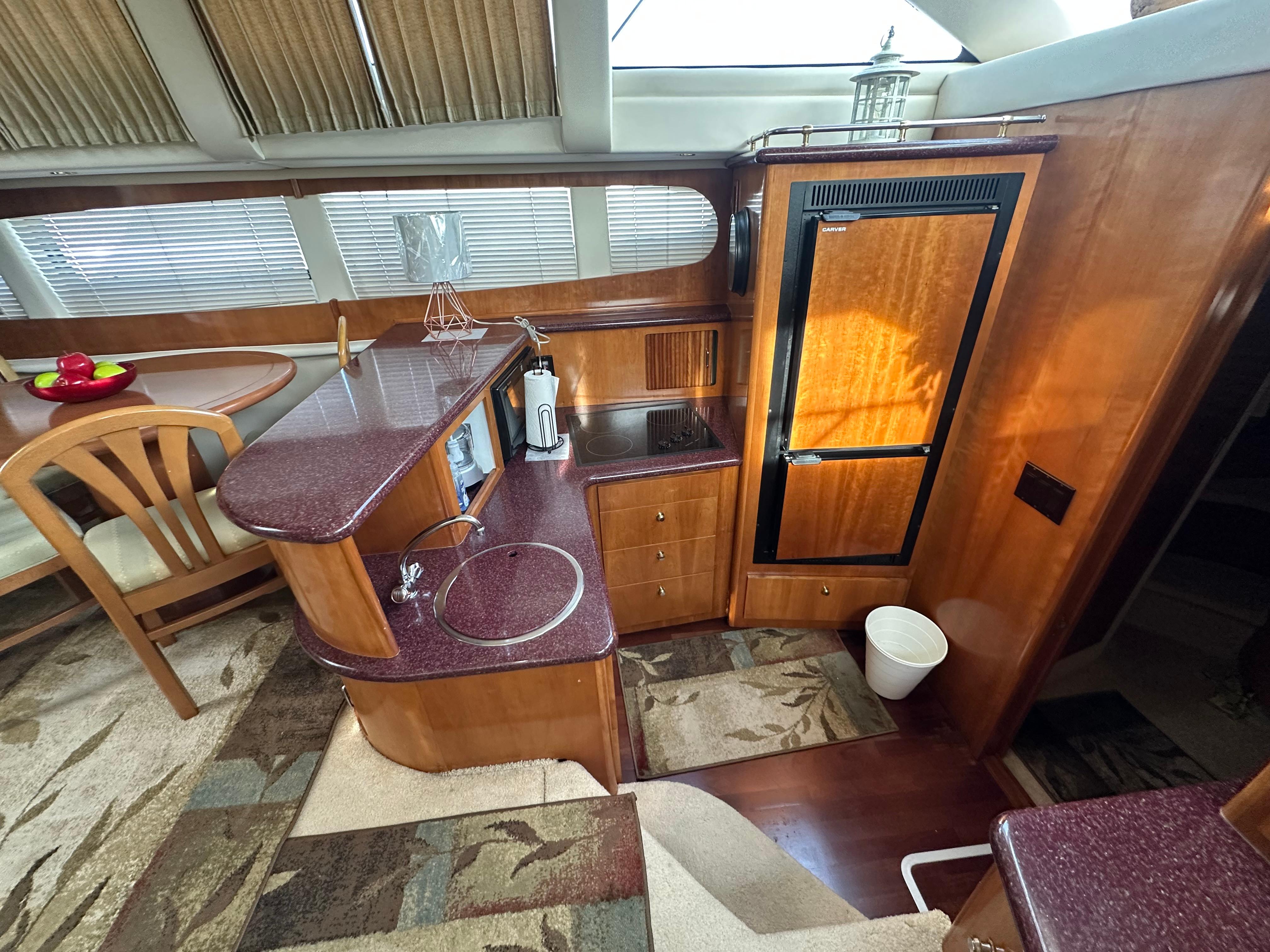2001-carver-396-motor-yacht-power-9771334-20250425045139738-1_XLARGE