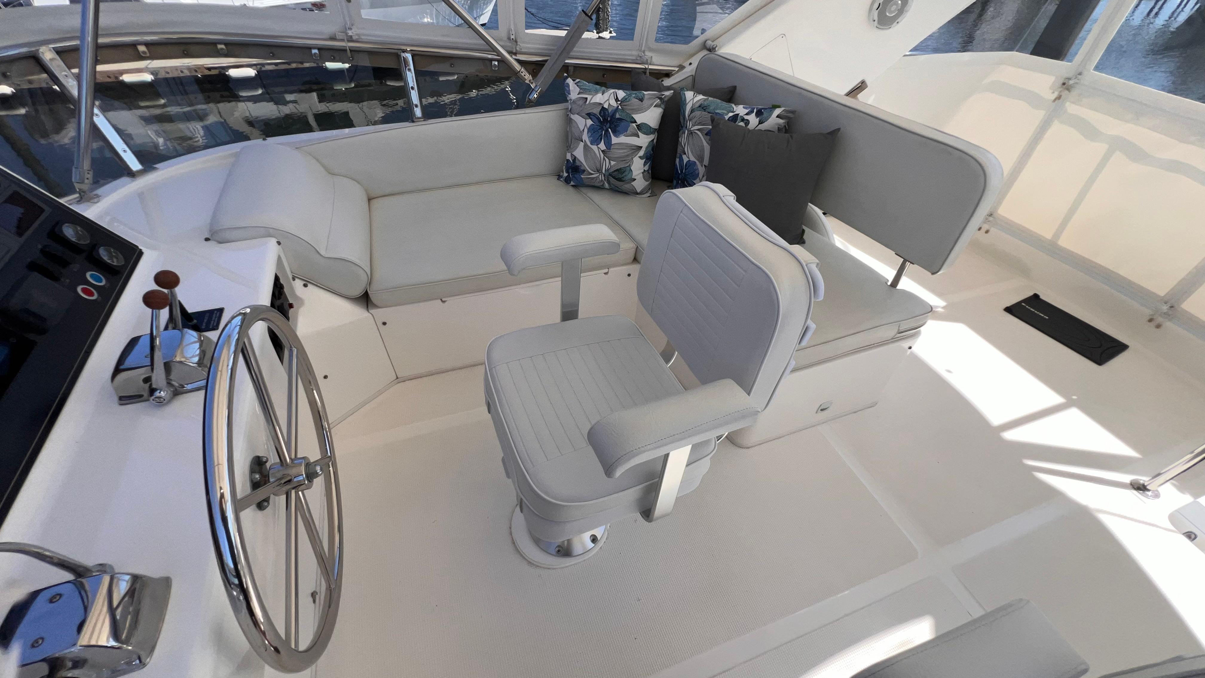 2005 Ocean Alexander 42 Altus #TBTW42A14 inventory image at Sun Country Yachts, South Lake Union (Seattle) 2005 Ocean Alexander 42 Altus #TBTW42A14 inventory image at Sun Country Yachts, South Lake Union (Seattle)