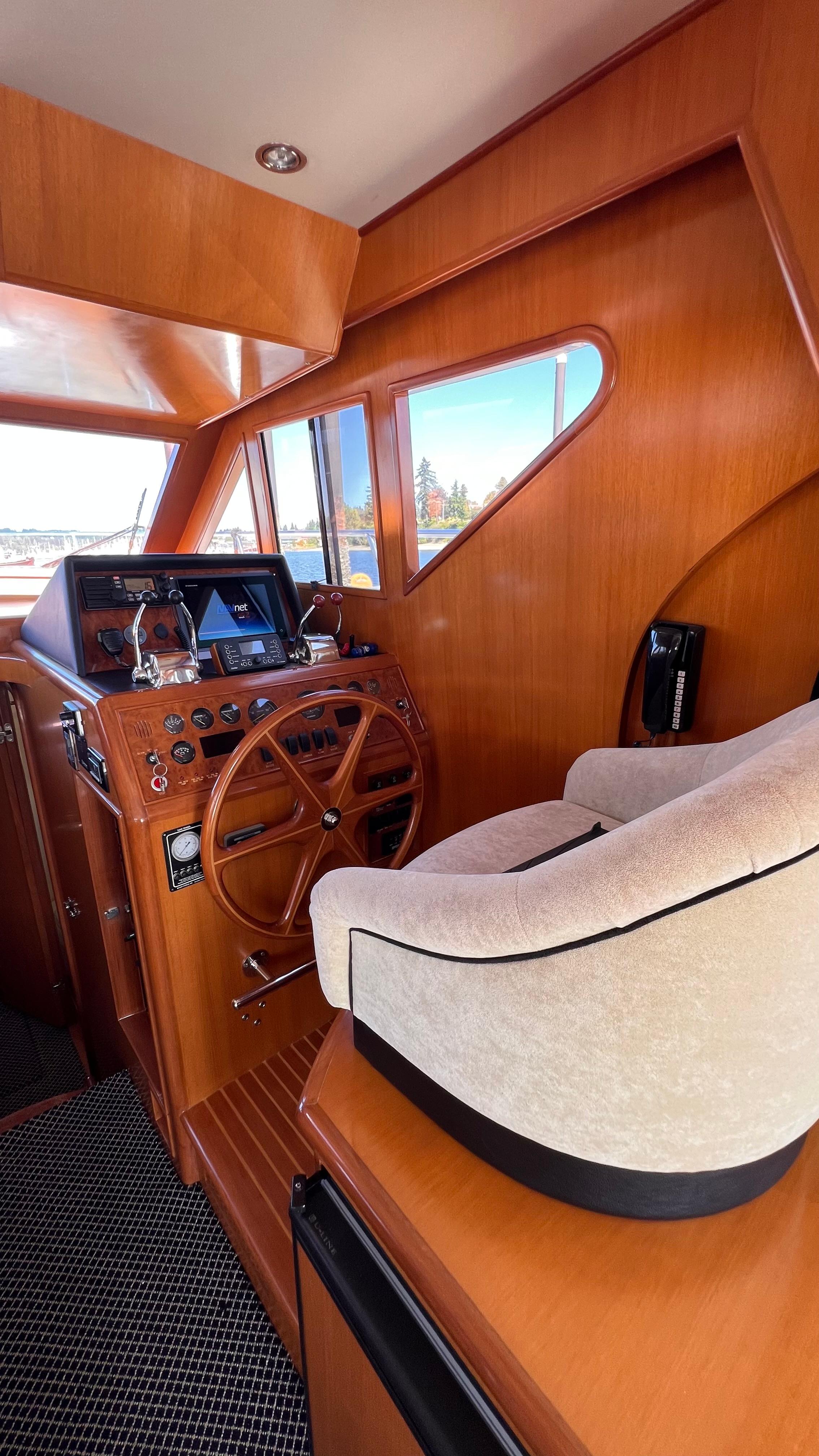 2005 Ocean Alexander 42 Altus #TBTW42A14 inventory image at Sun Country Yachts, South Lake Union (Seattle) 2005 Ocean Alexander 42 Altus #TBTW42A14 inventory image at Sun Country Yachts, South Lake Union (Seattle)