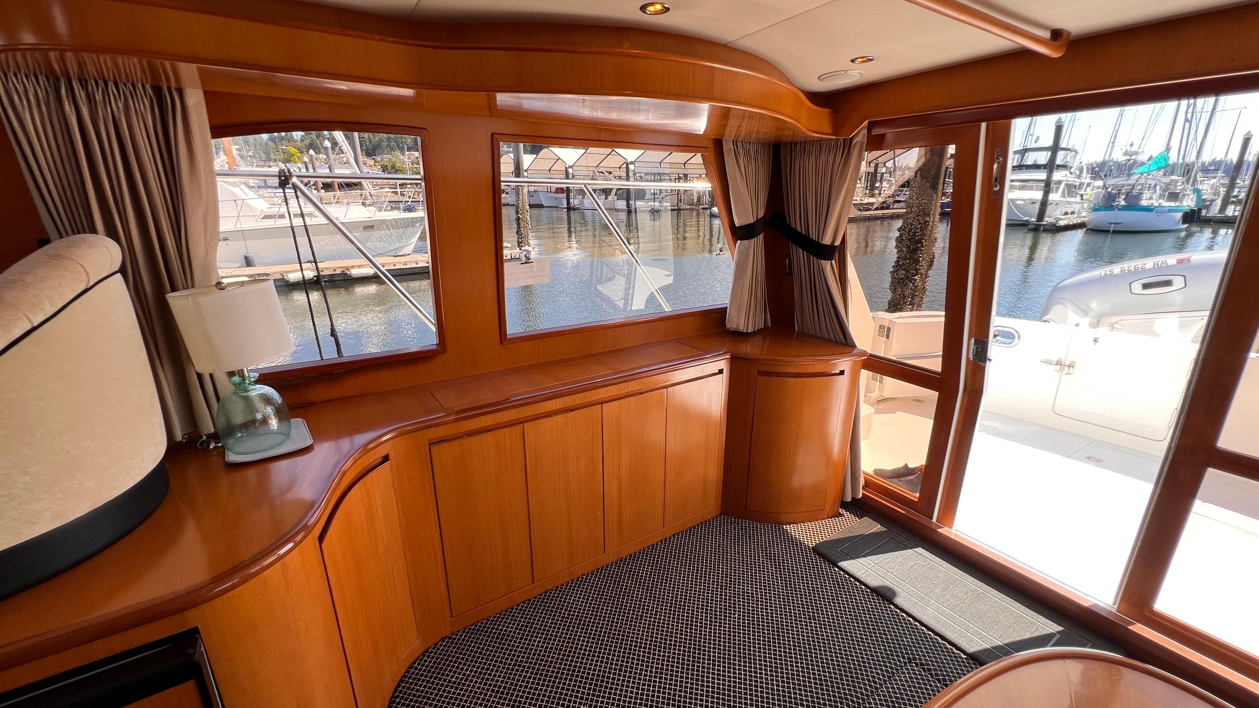 2005 Ocean Alexander 42 Altus #TBTW42A14 inventory image at Sun Country Yachts, South Lake Union (Seattle) 2005 Ocean Alexander 42 Altus #TBTW42A14 inventory image at Sun Country Yachts, South Lake Union (Seattle)