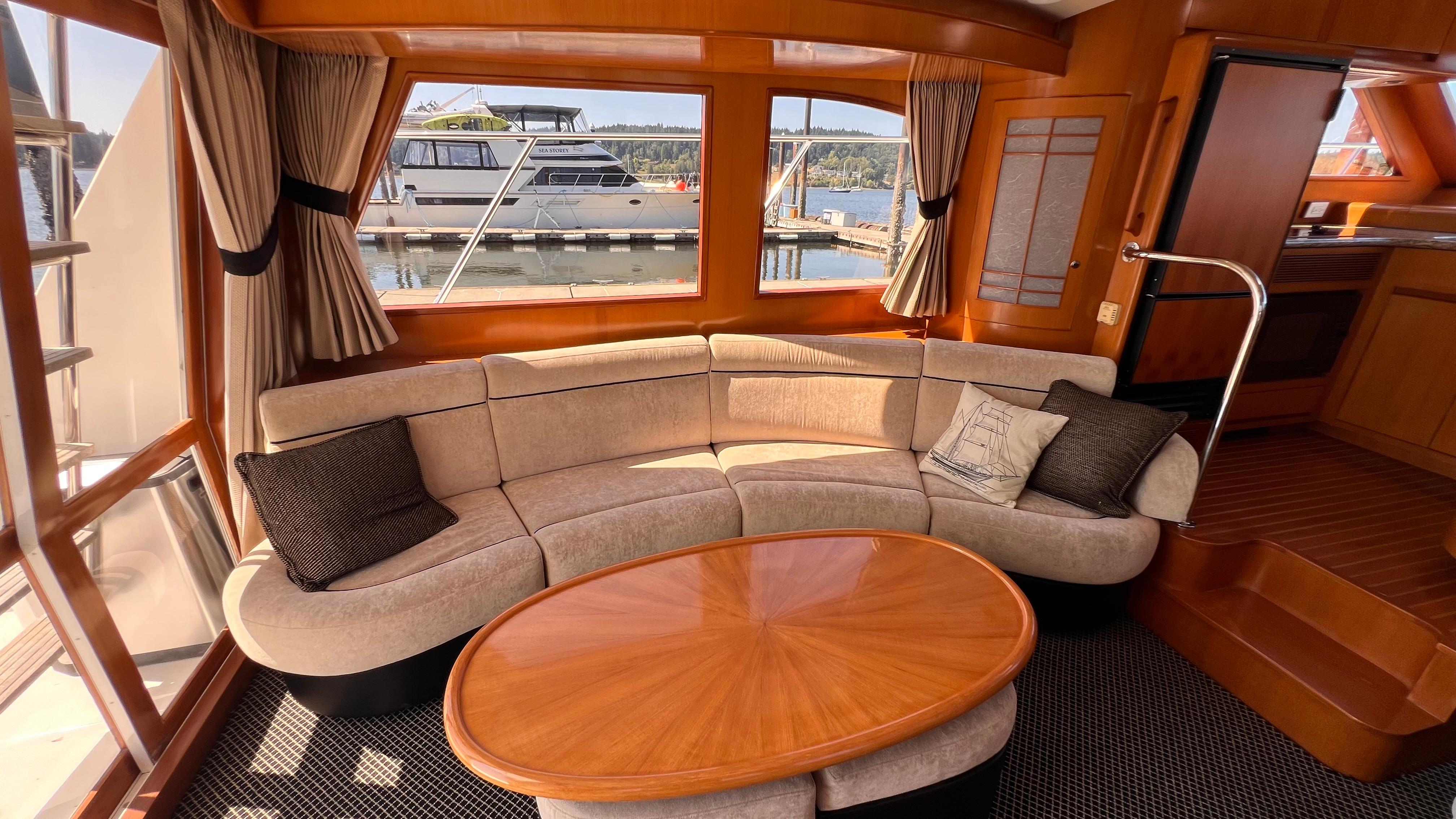 2005 Ocean Alexander 42 Altus #TBTW42A14 inventory image at Sun Country Yachts, South Lake Union (Seattle) 2005 Ocean Alexander 42 Altus #TBTW42A14 inventory image at Sun Country Yachts, South Lake Union (Seattle)