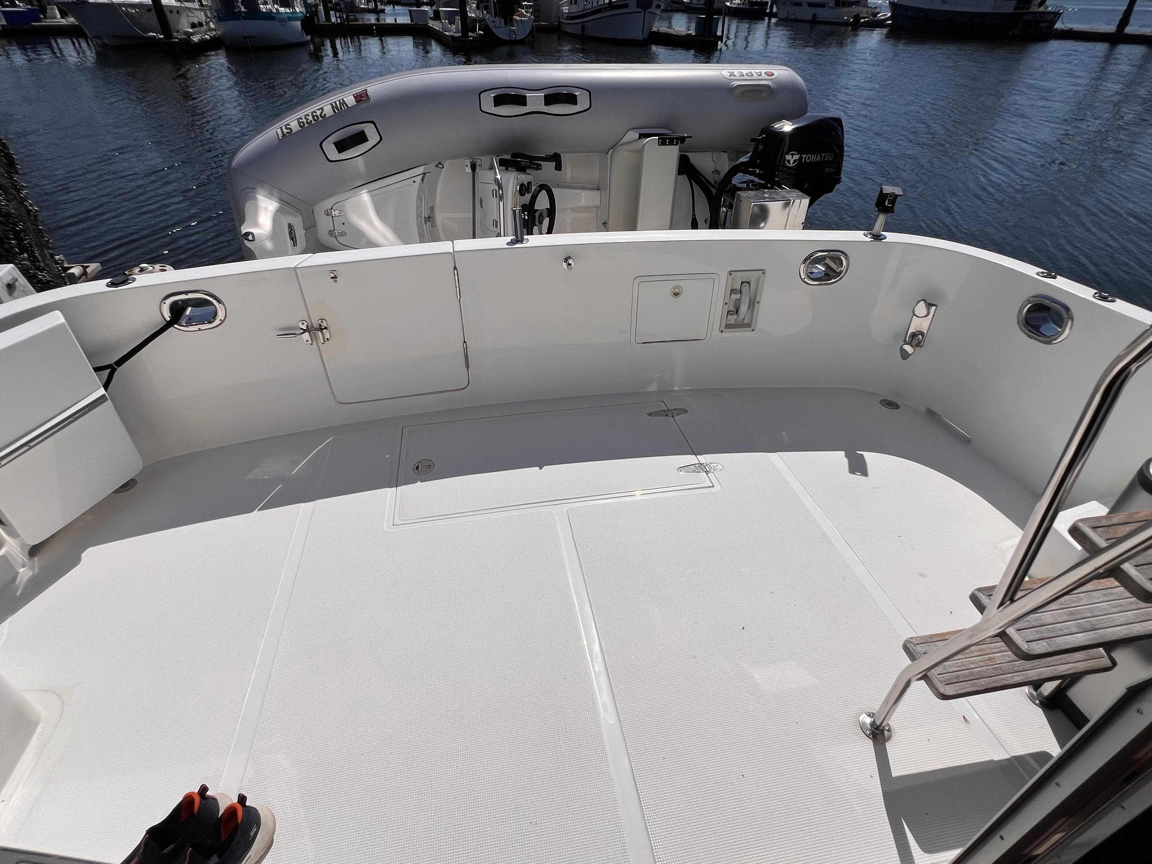 2005 Ocean Alexander 42 Altus #TBTW42A14 inventory image at Sun Country Yachts, South Lake Union (Seattle) 2005 Ocean Alexander 42 Altus #TBTW42A14 inventory image at Sun Country Yachts, South Lake Union (Seattle)