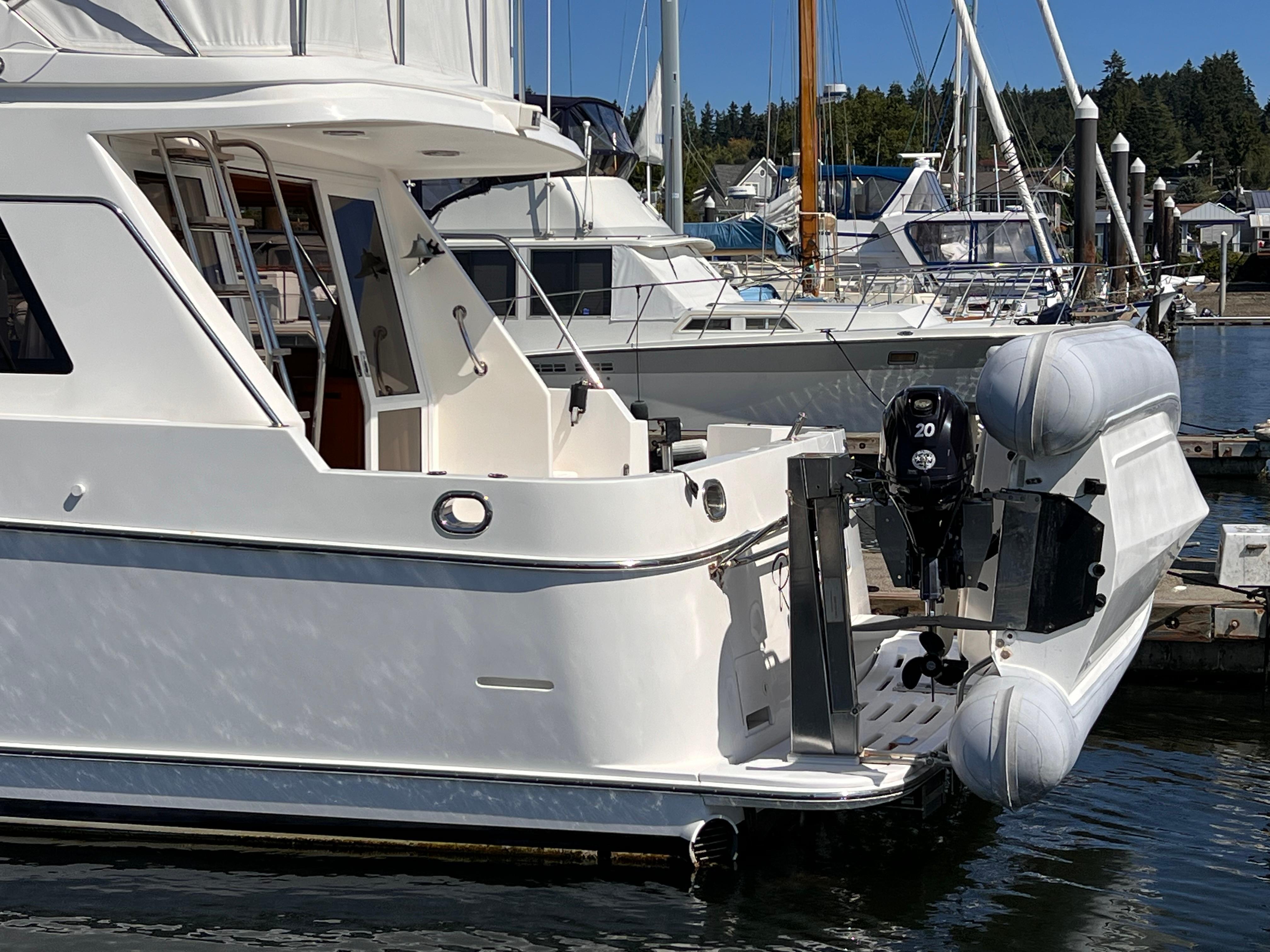 2005 Ocean Alexander 42 Altus #TBTW42A14 inventory image at Sun Country Yachts, South Lake Union (Seattle) 2005 Ocean Alexander 42 Altus #TBTW42A14 inventory image at Sun Country Yachts, South Lake Union (Seattle)