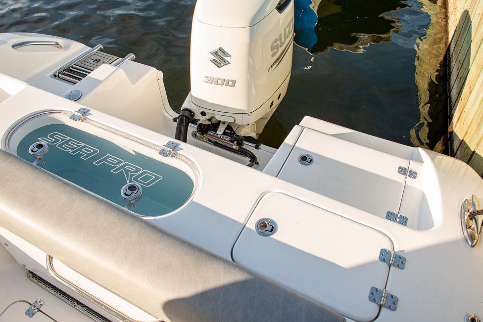 2025 Sea Pro 242 Center Console Gallery