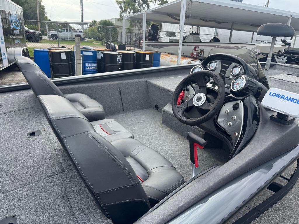 2021 Tracker Pro Team 190 TX-10