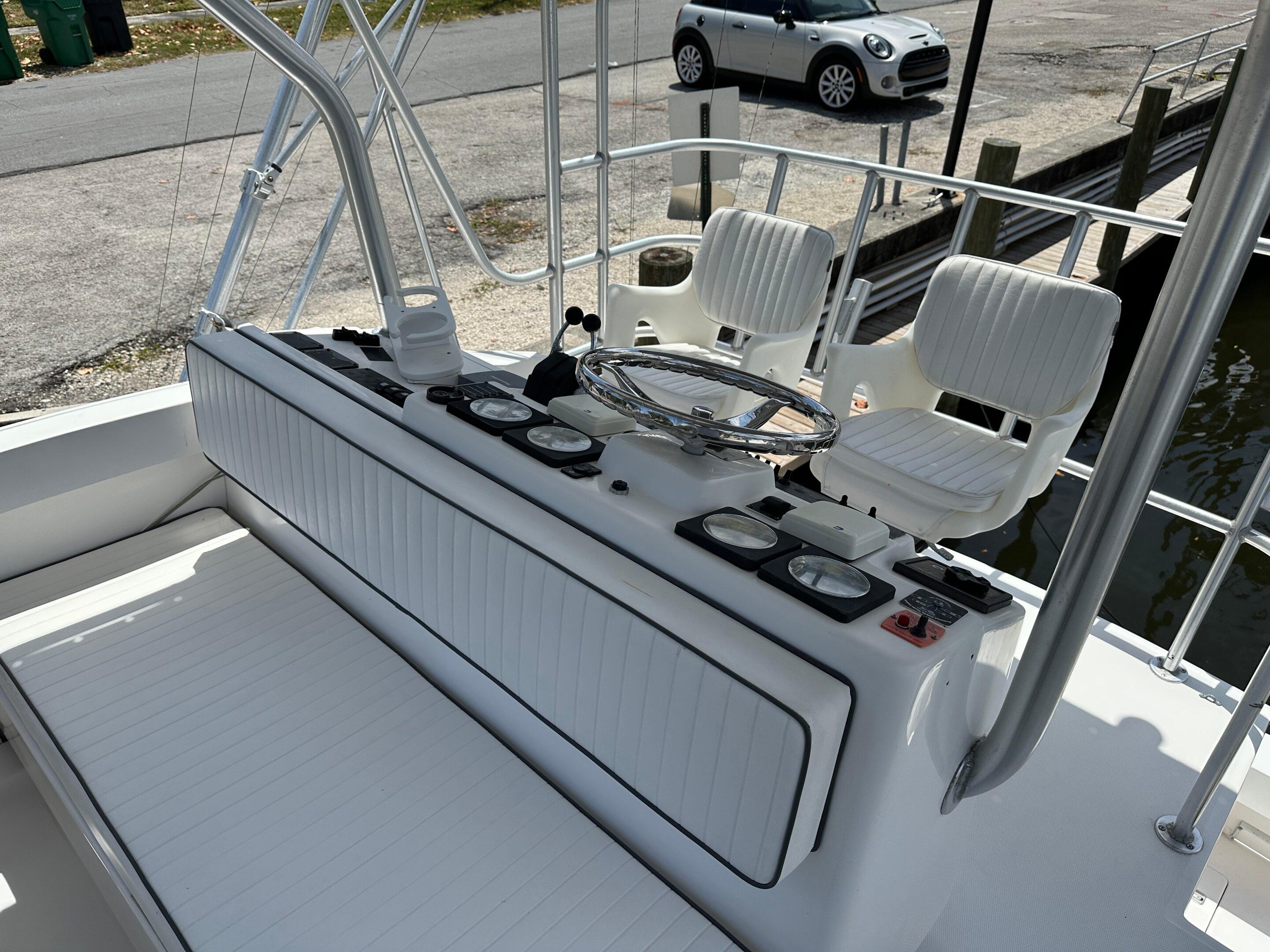 2003-luhrs-40-convertible-power-9771342-20250425050813868-1_XLARGE