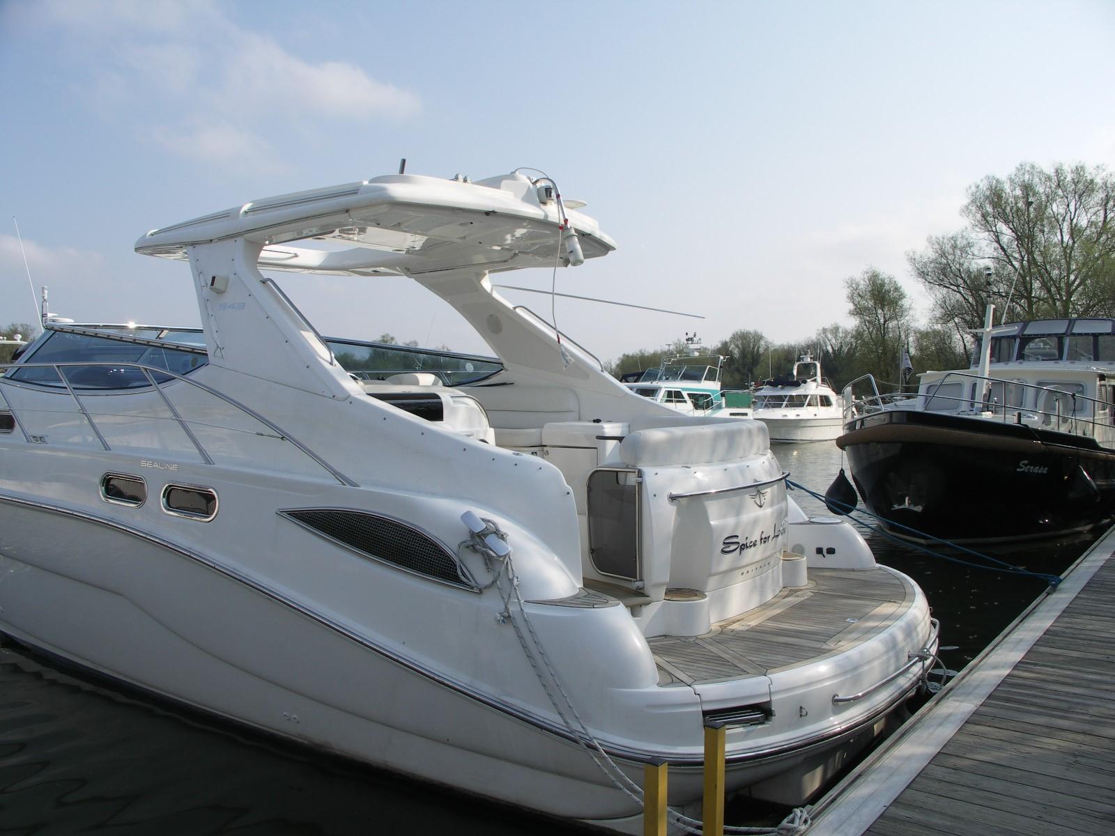 2003 Sealine S43