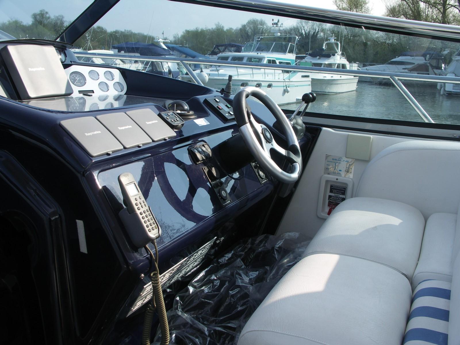 Sealine S43